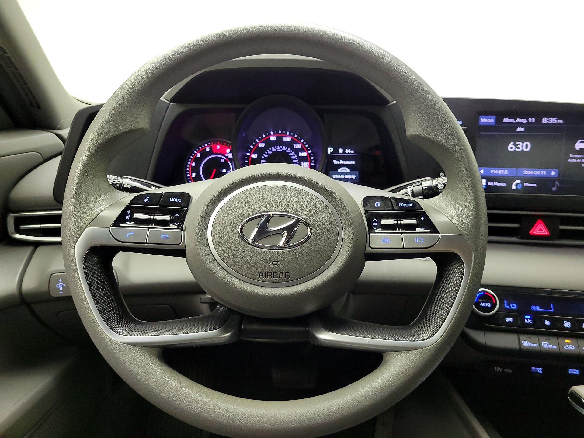 Thumbnail: 2023 Hyundai Elantra - 10
