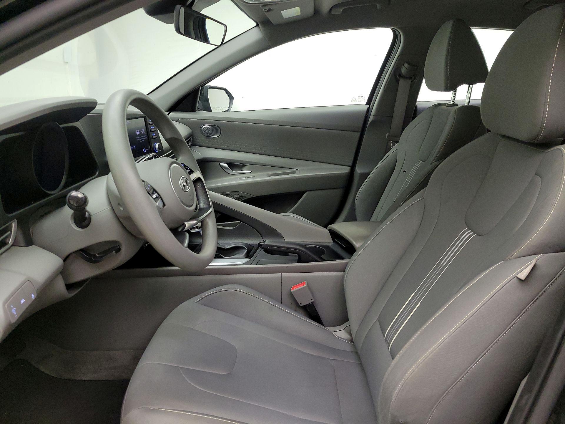 Thumbnail: 2023 Hyundai Elantra - 11