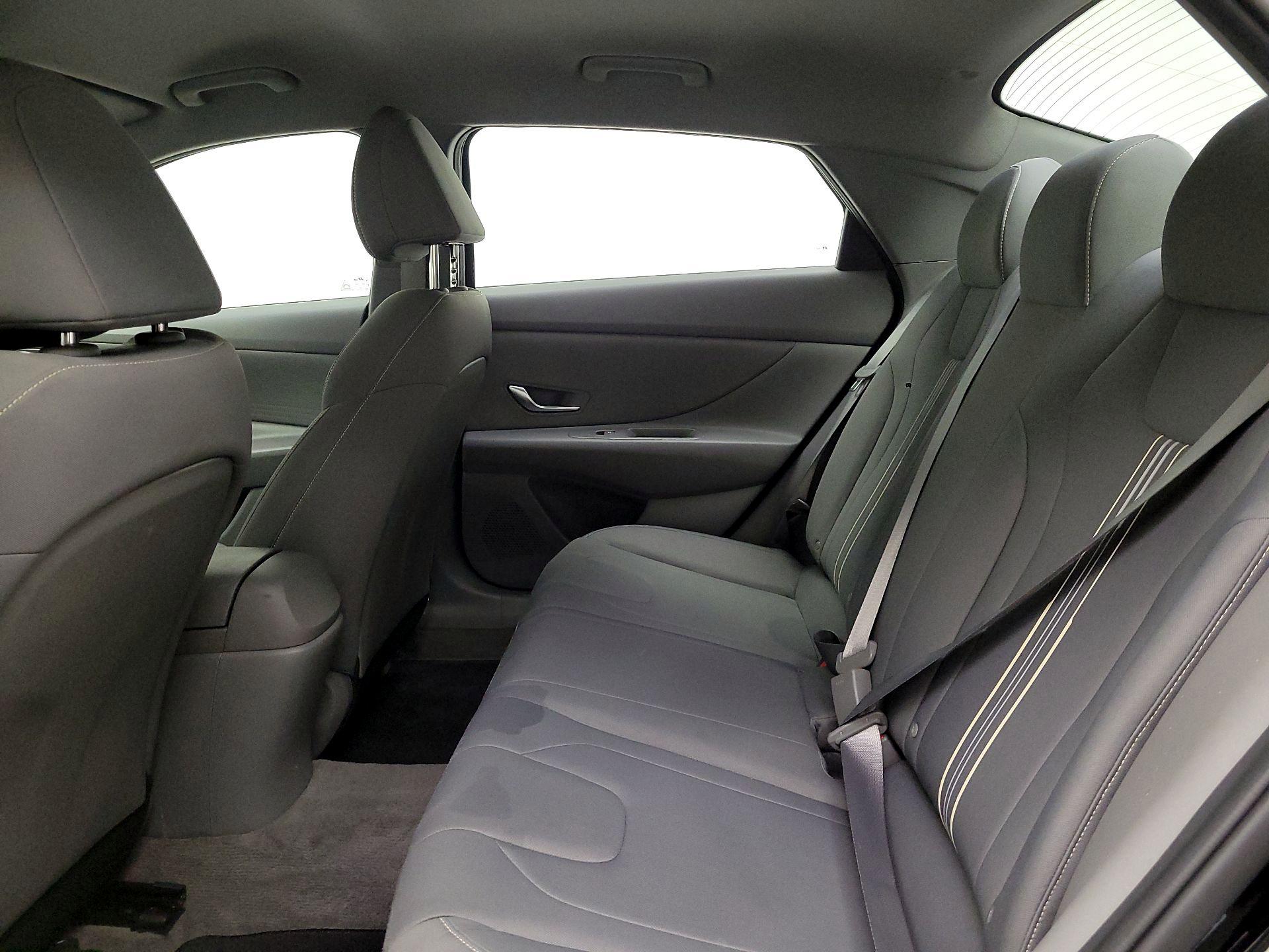 Thumbnail: 2023 Hyundai Elantra - 20
