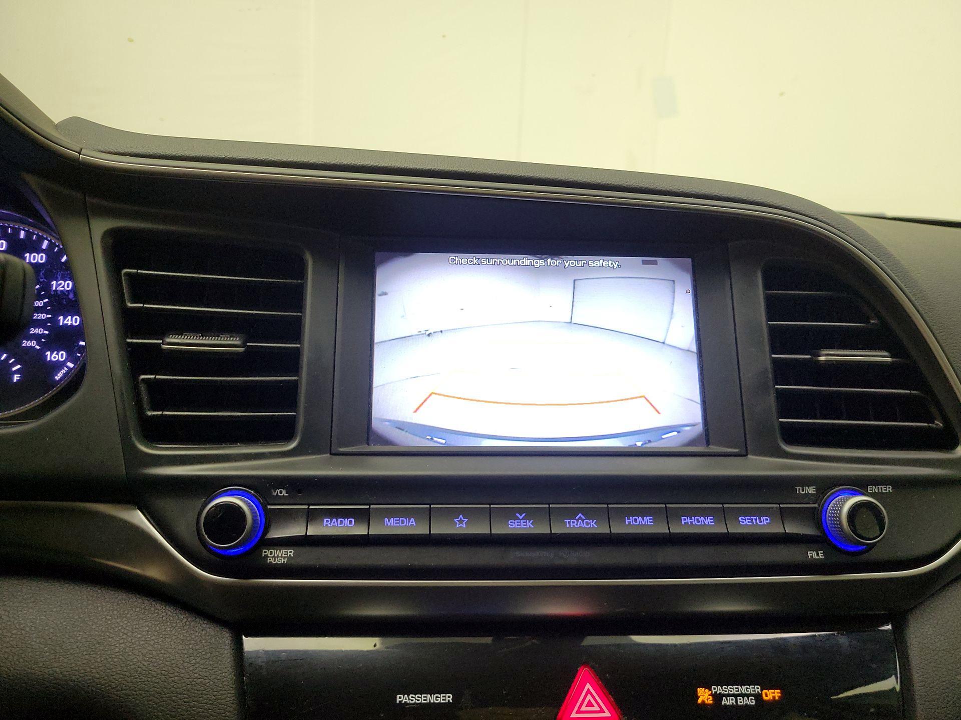 Thumbnail: 2019 Hyundai Elantra - 14