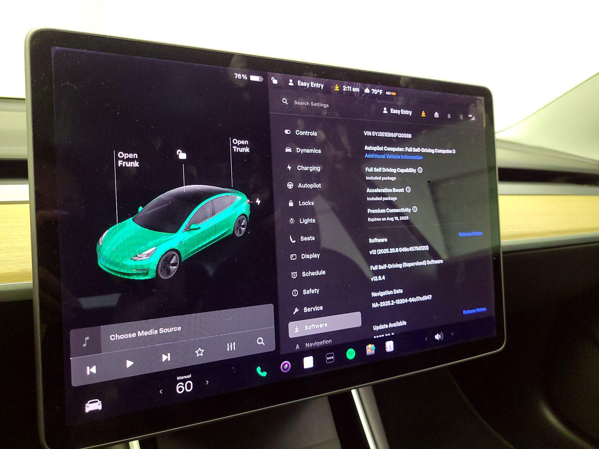 Thumbnail: 2018 Tesla Model 3 - 13