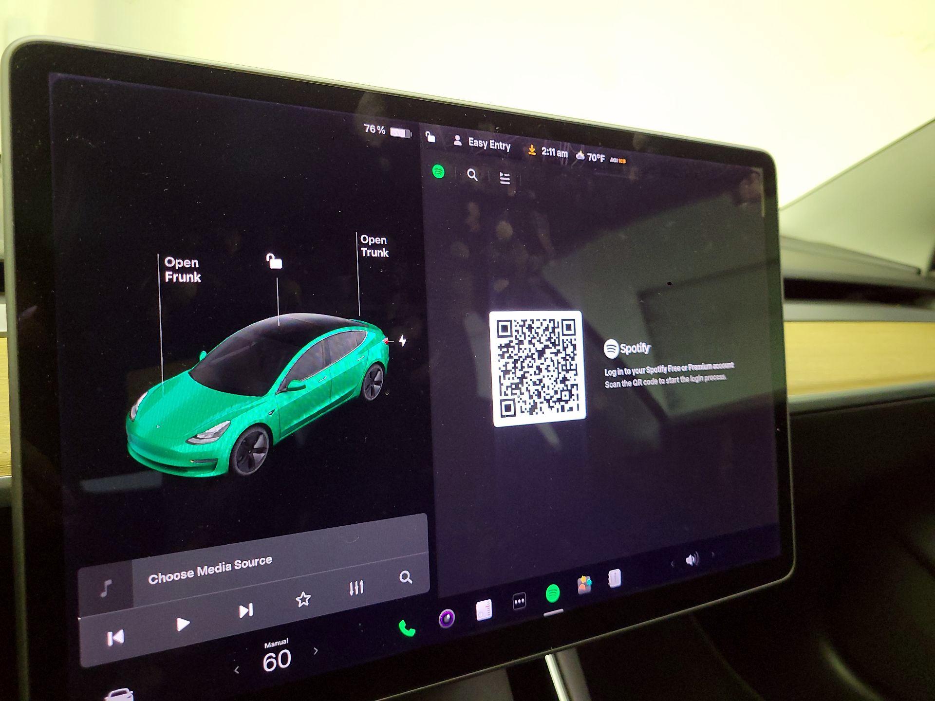 Thumbnail: 2018 Tesla Model 3 - 15