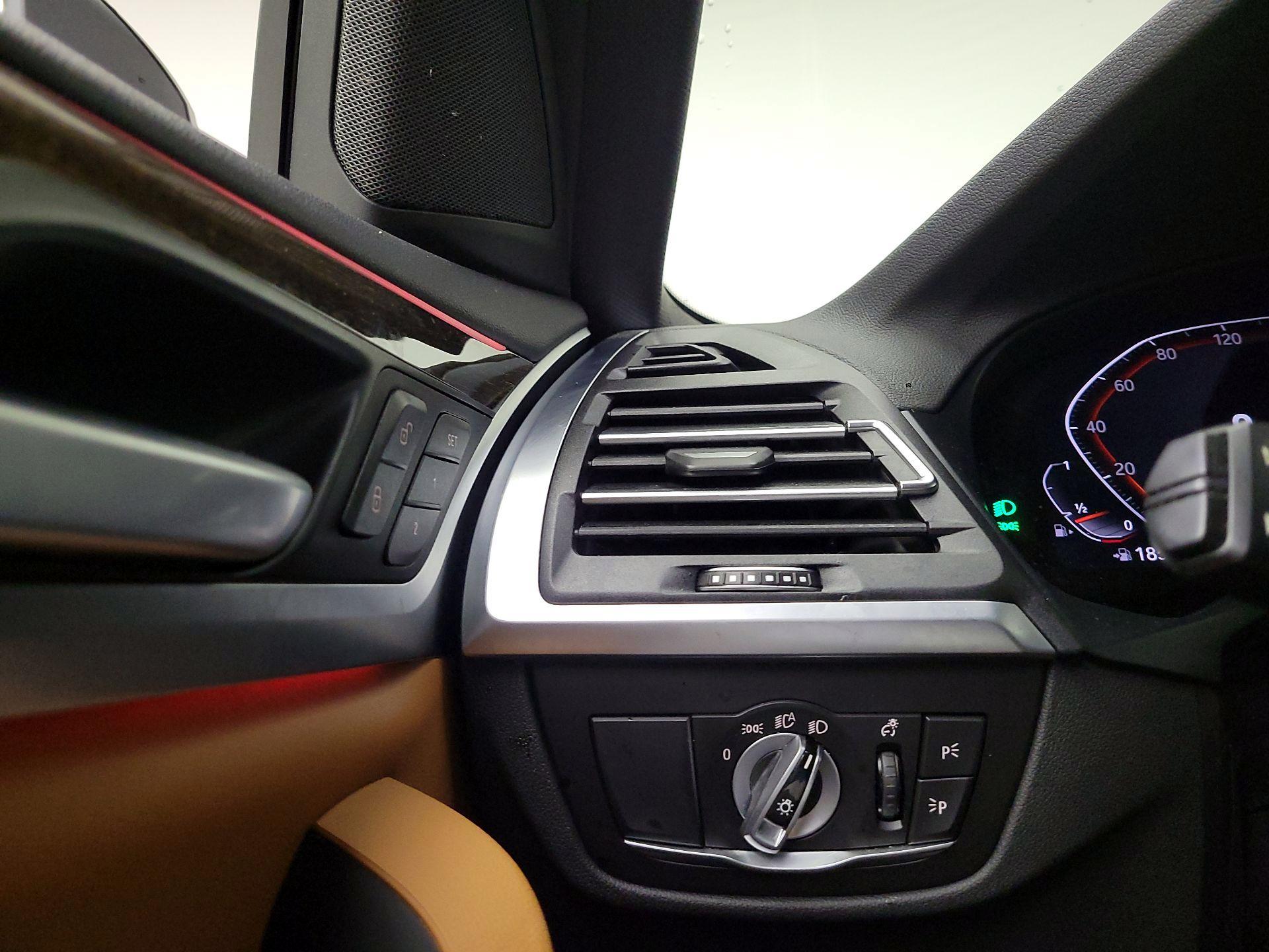 Thumbnail: 2022 BMW X3 - 13