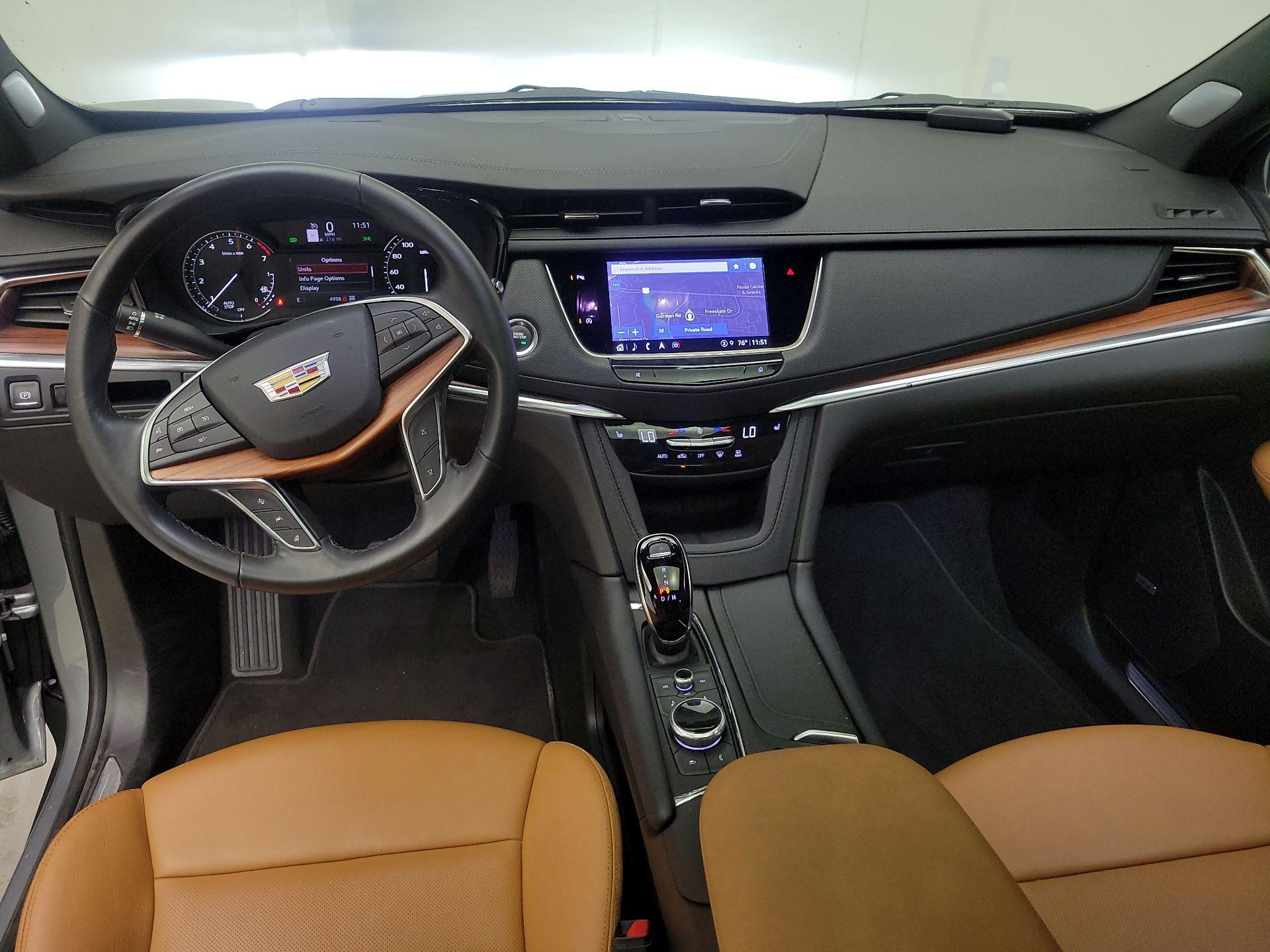 Thumbnail: 2024 Cadillac XT5 - 9