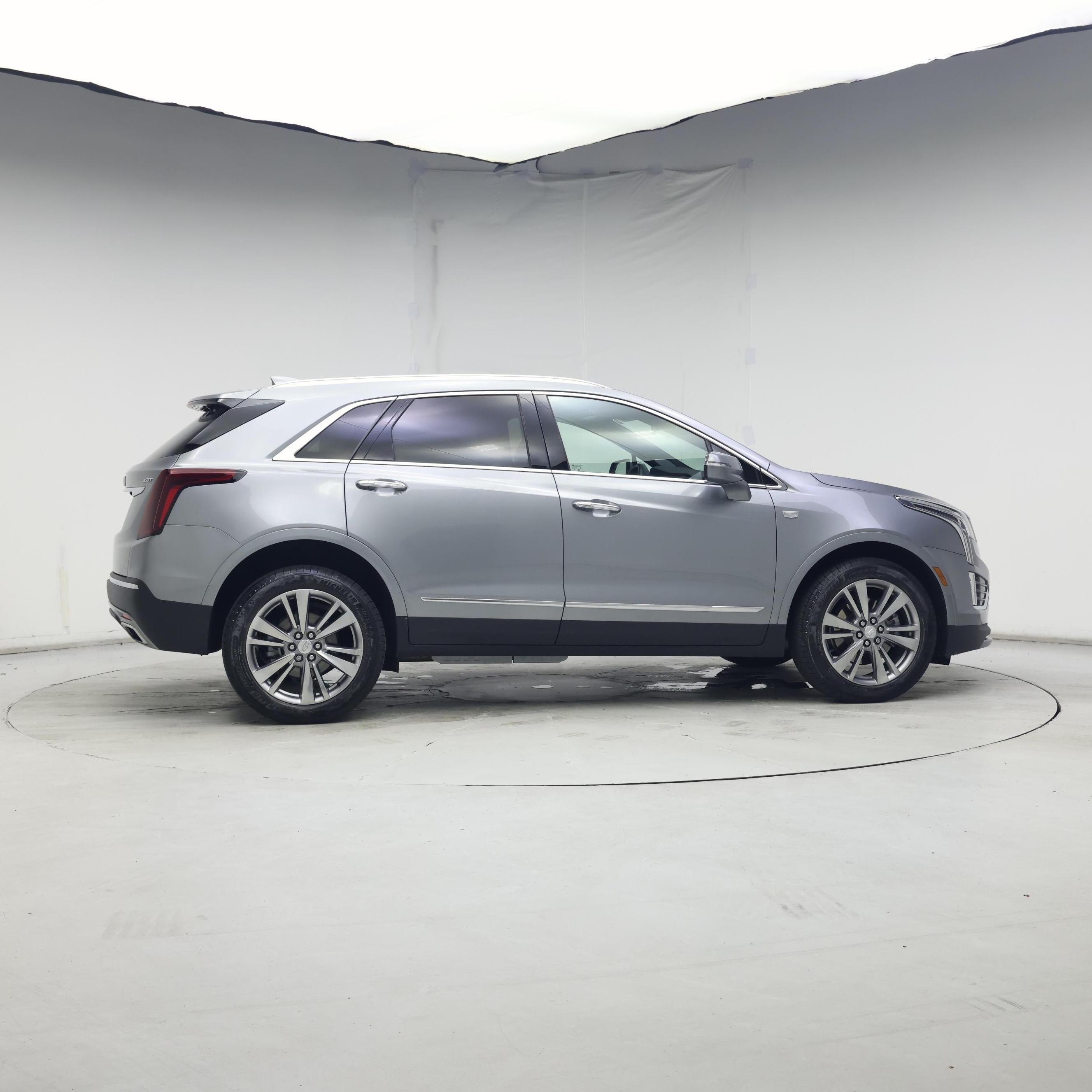 Thumbnail: 2024 Cadillac XT5 - 7