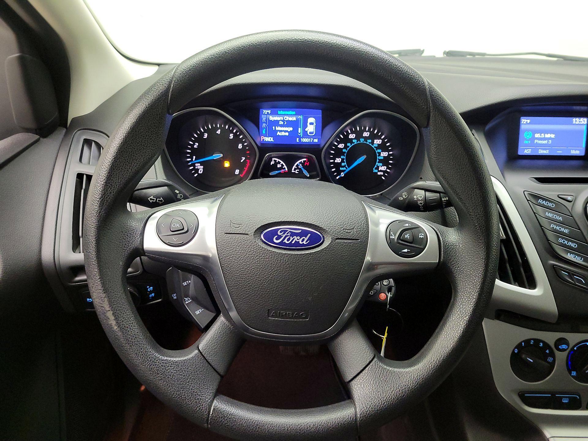 Thumbnail: 2014 Ford Focus - 10
