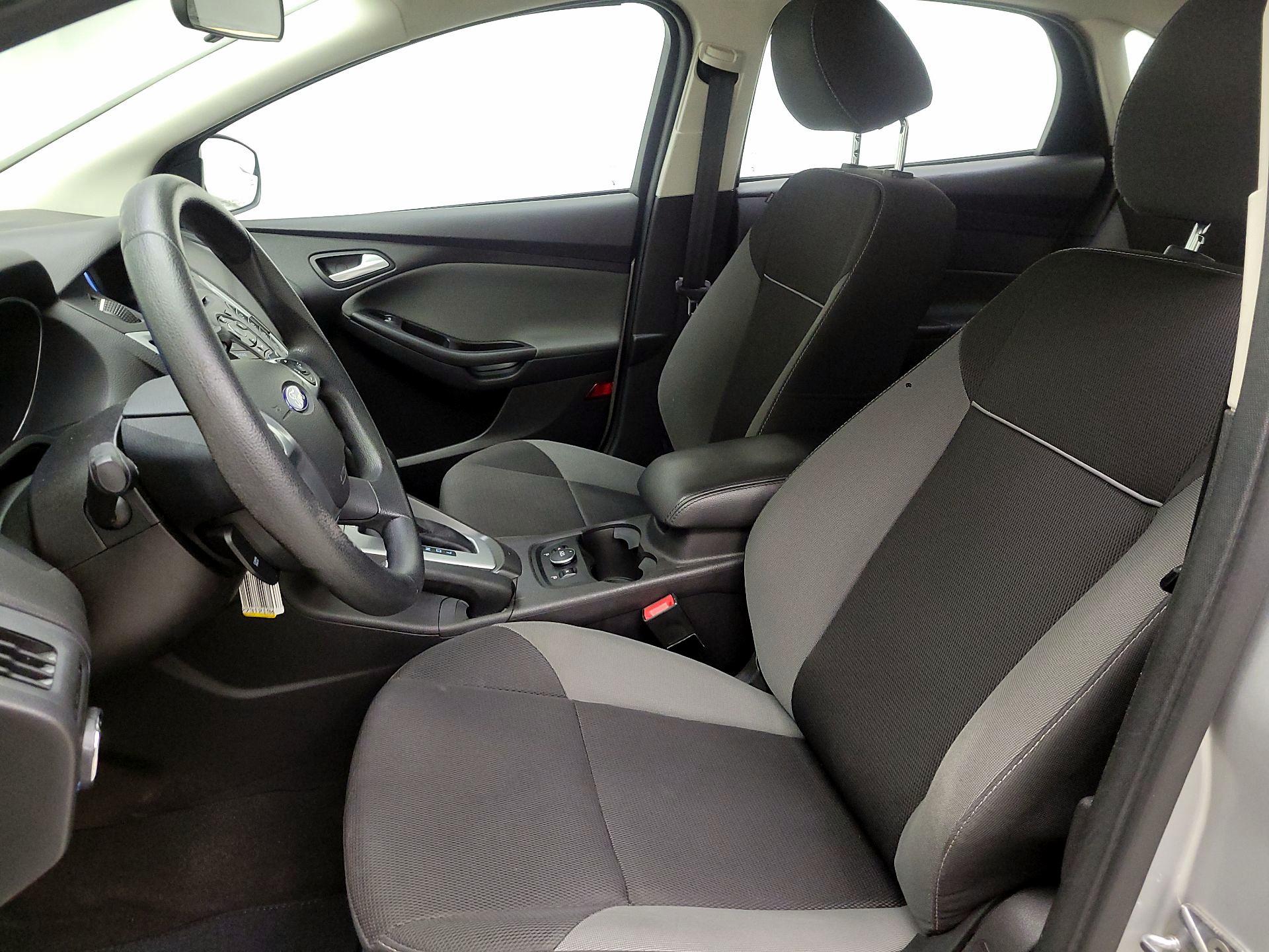 Thumbnail: 2014 Ford Focus - 11