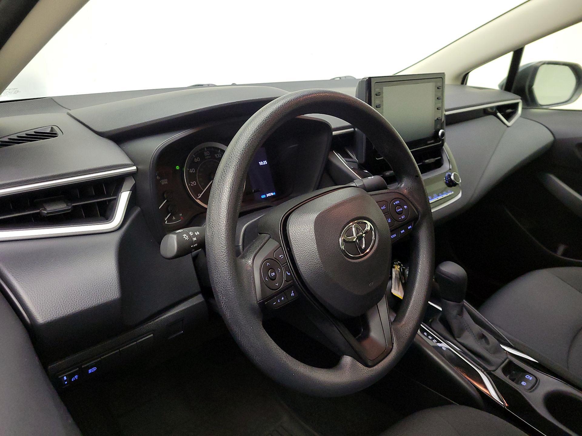 Thumbnail: 2022 Toyota Corolla - 9