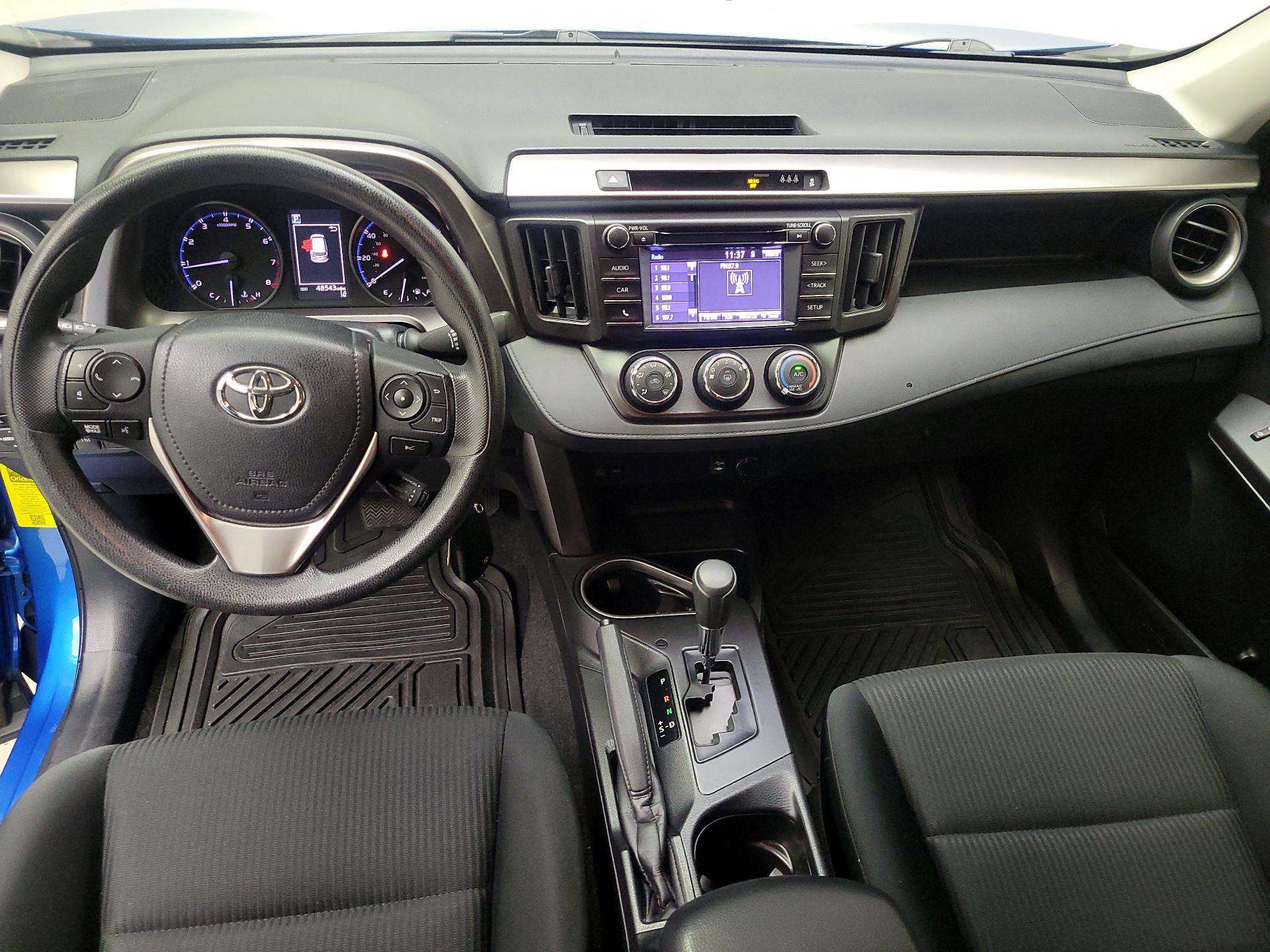 Thumbnail: 2018 Toyota RAV4 - 9