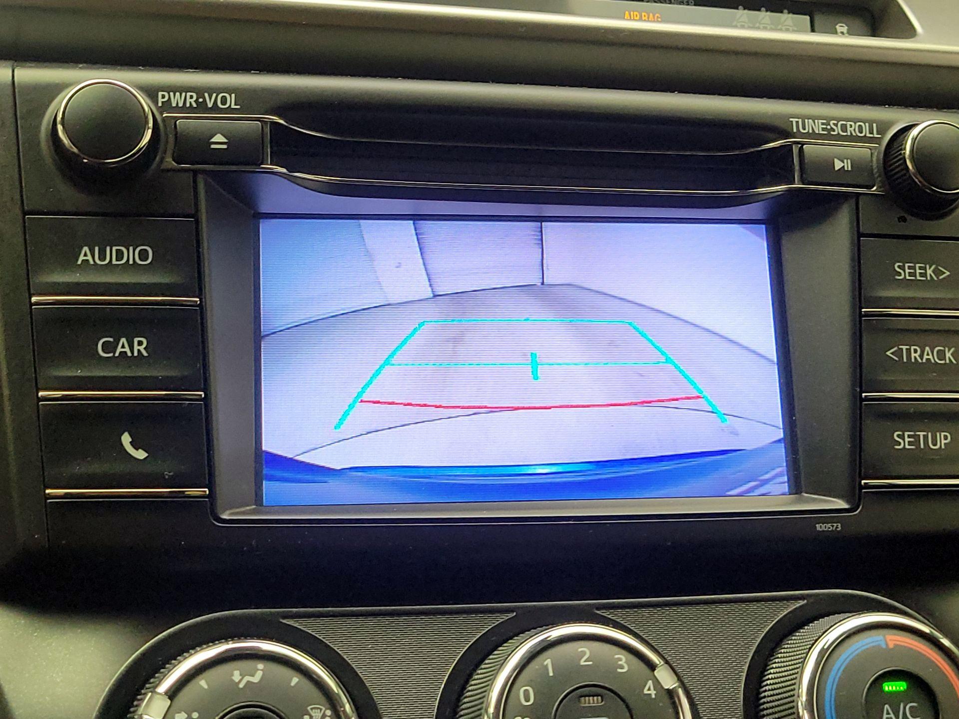 Thumbnail: 2018 Toyota RAV4 - 14