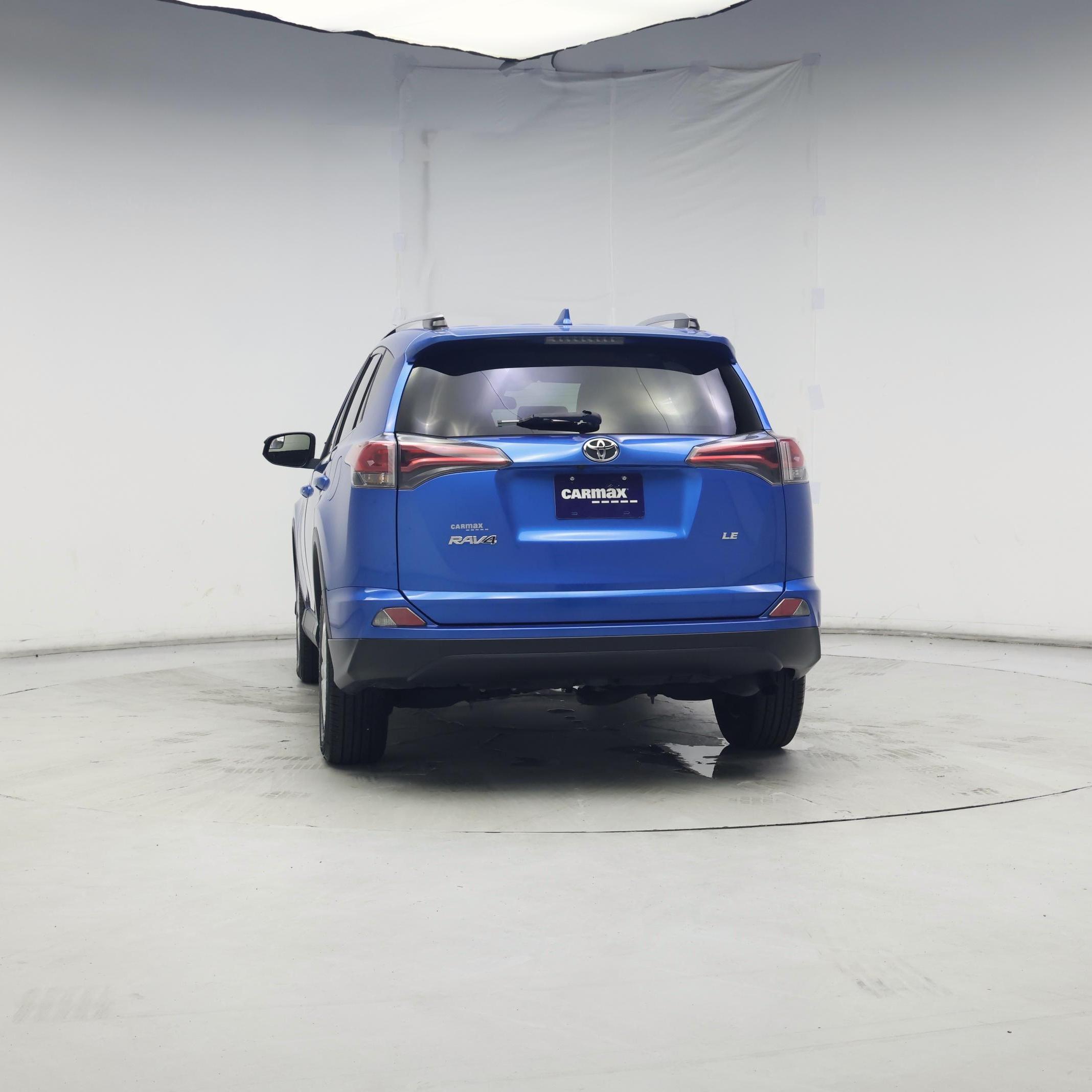 Thumbnail: 2018 Toyota RAV4 - 6
