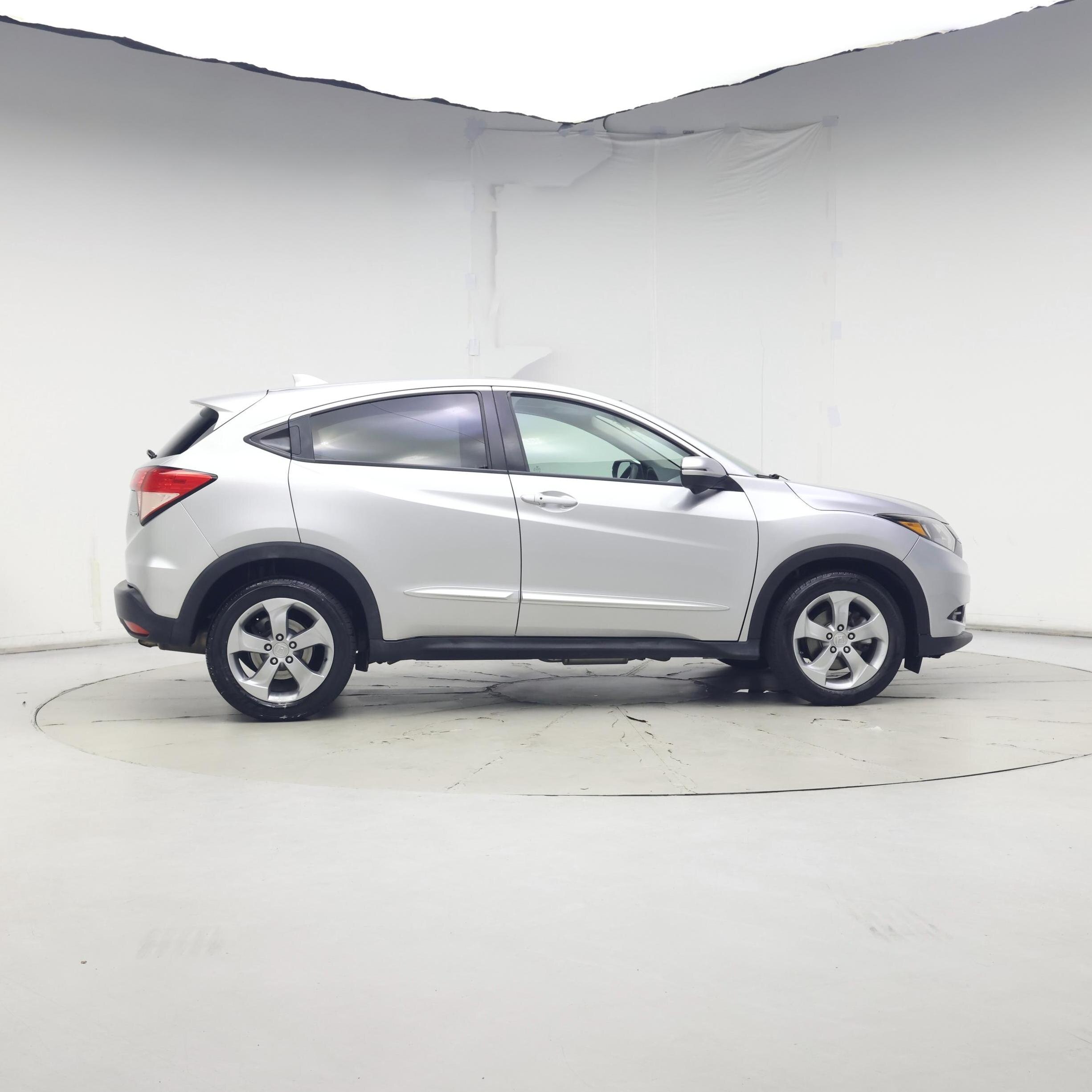Thumbnail: 2016 Honda HR-V - 7