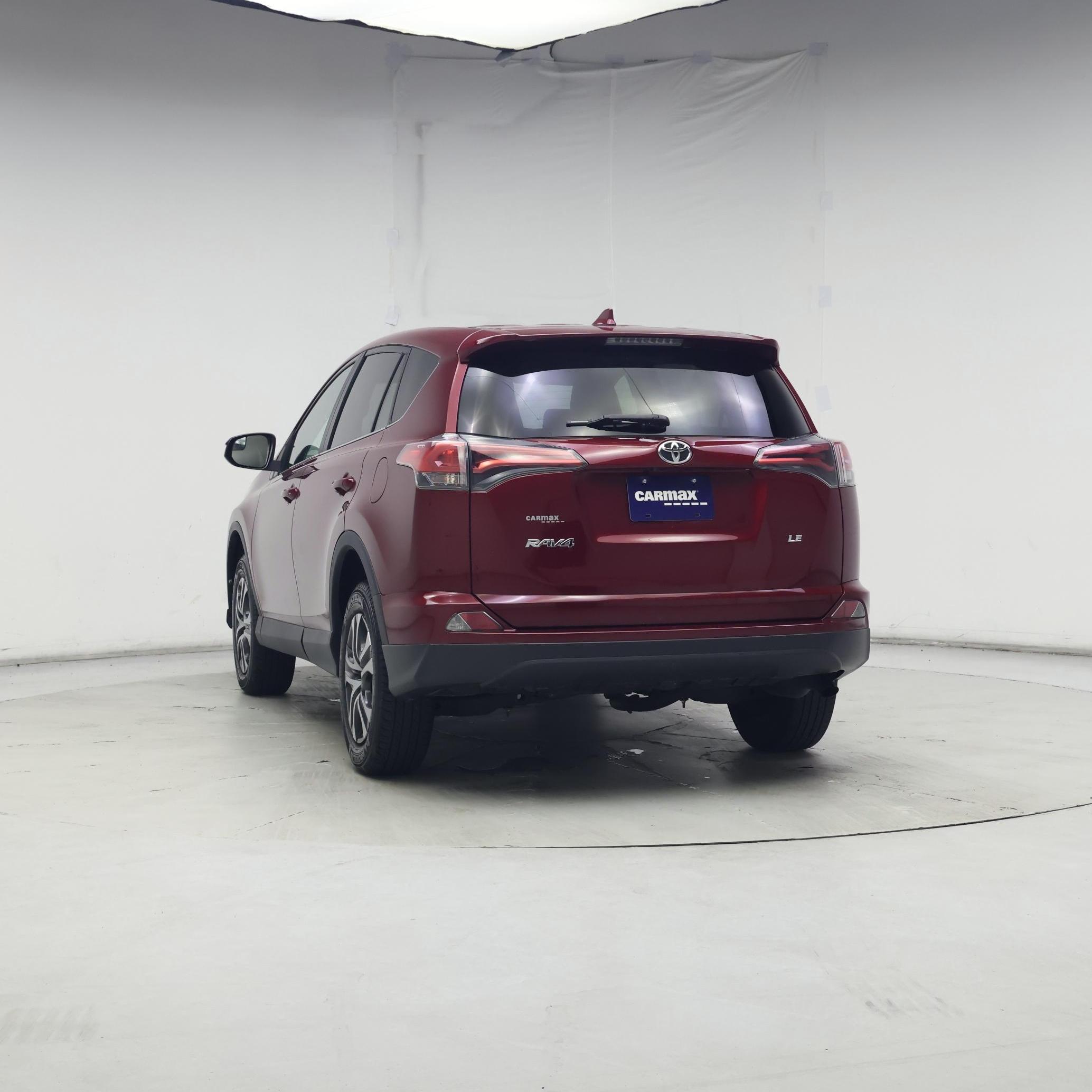 Thumbnail: 2018 Toyota RAV4 - 6
