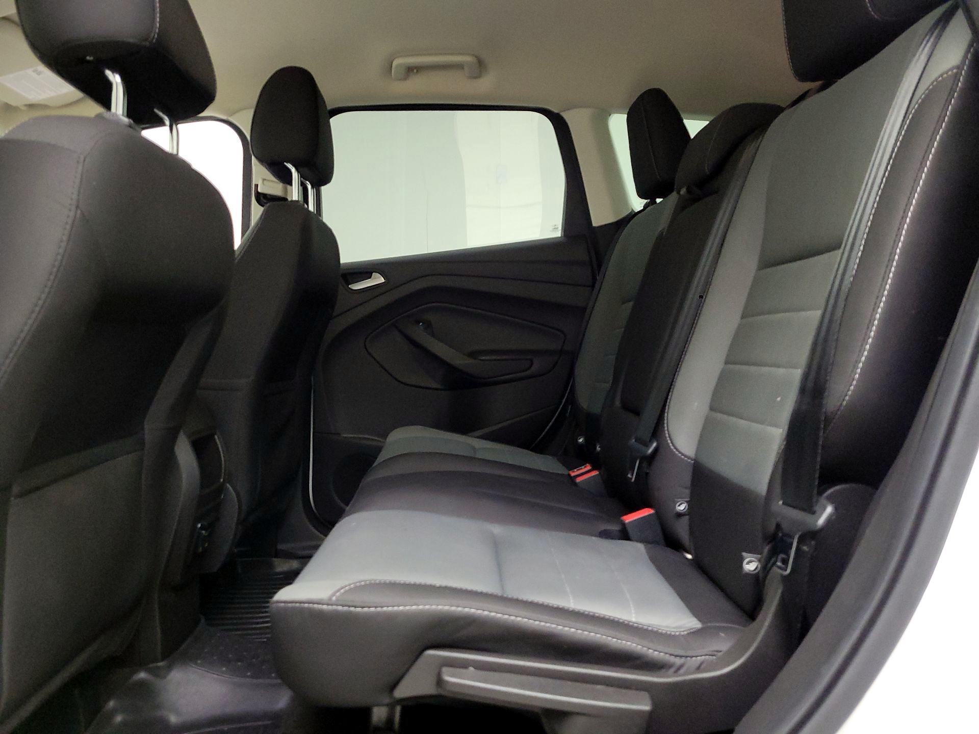 Thumbnail: 2016 Ford Escape - 19