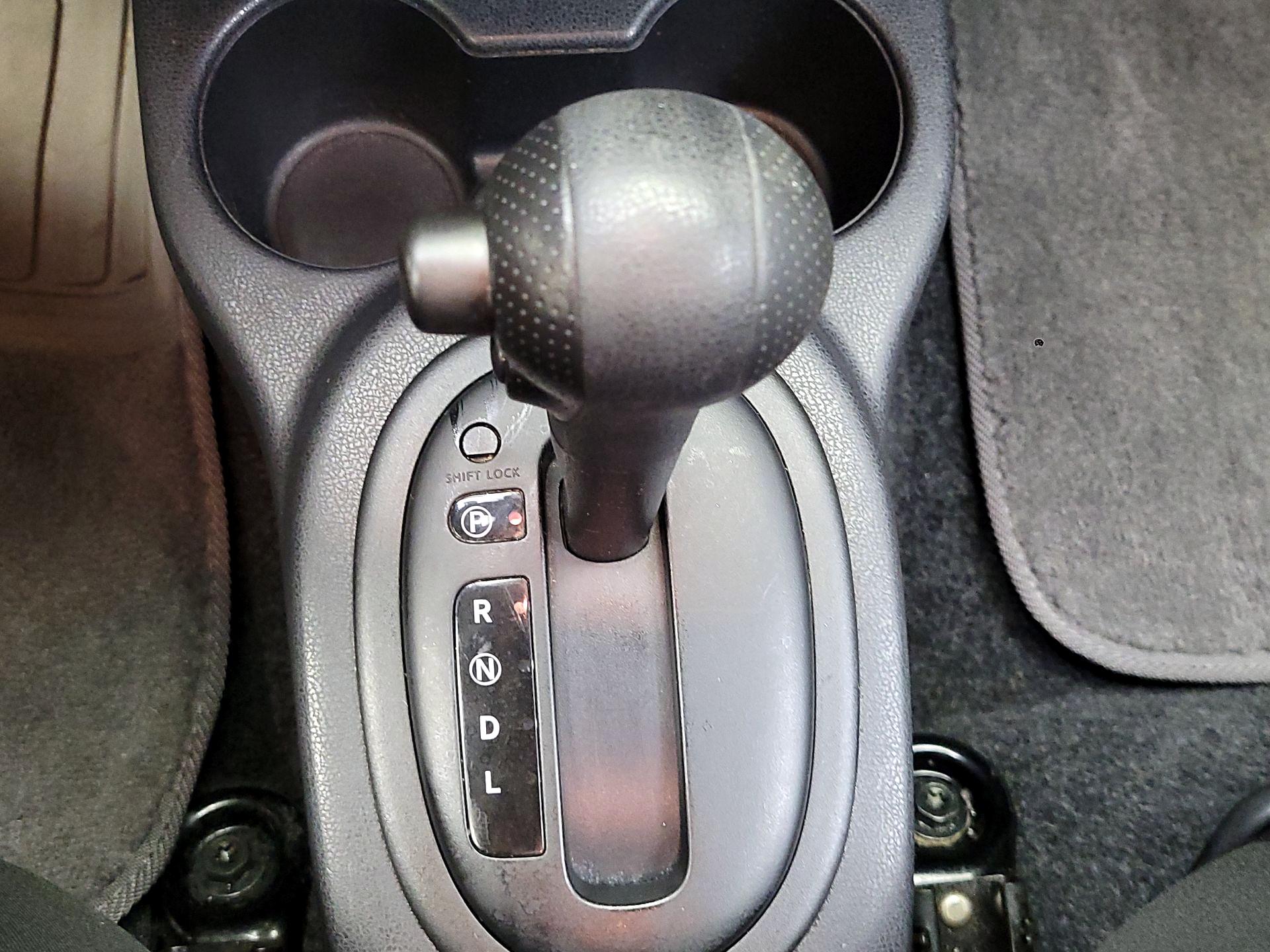 Thumbnail: 2018 Nissan Versa - 16