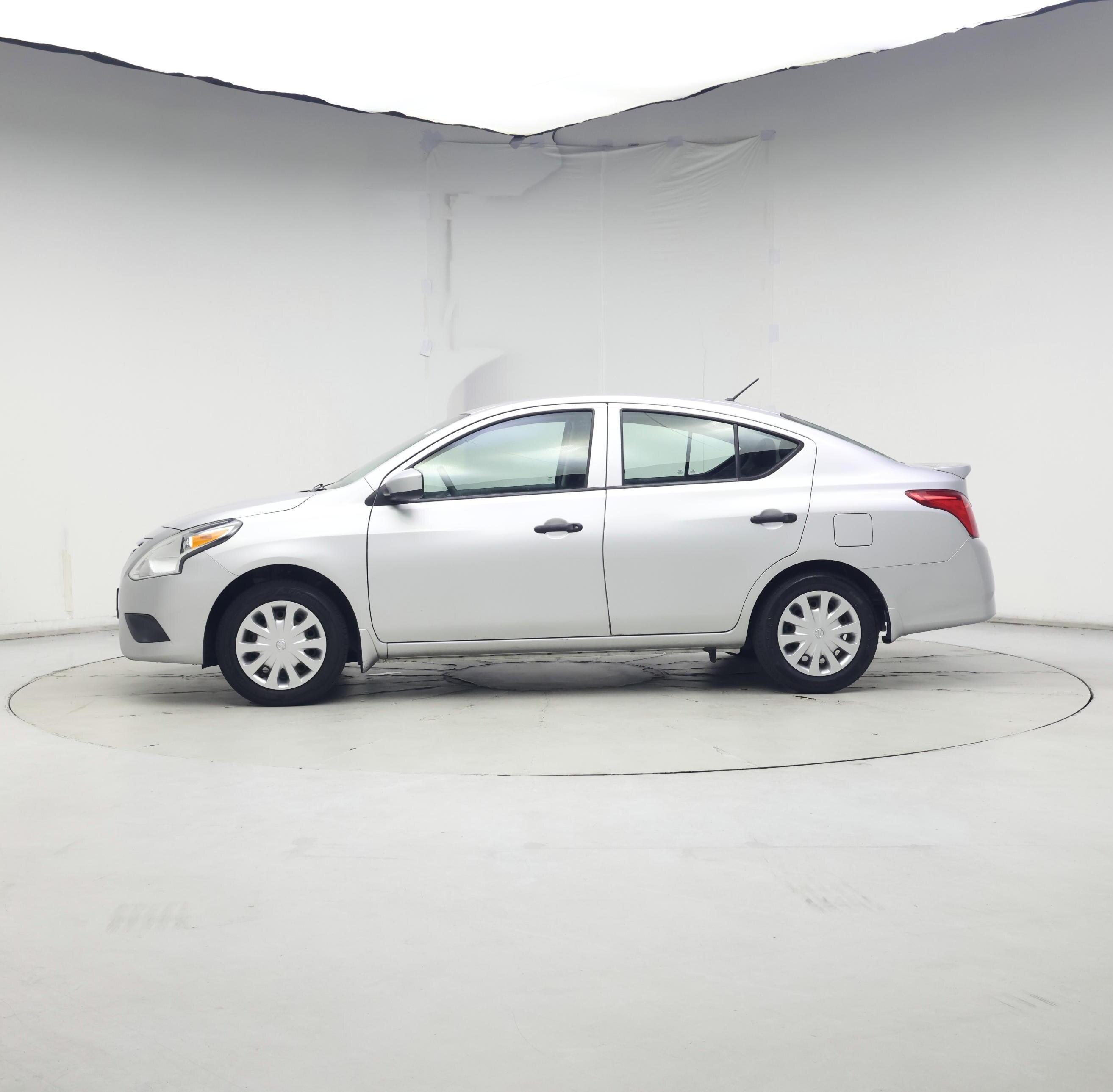 Thumbnail: 2018 Nissan Versa - 3