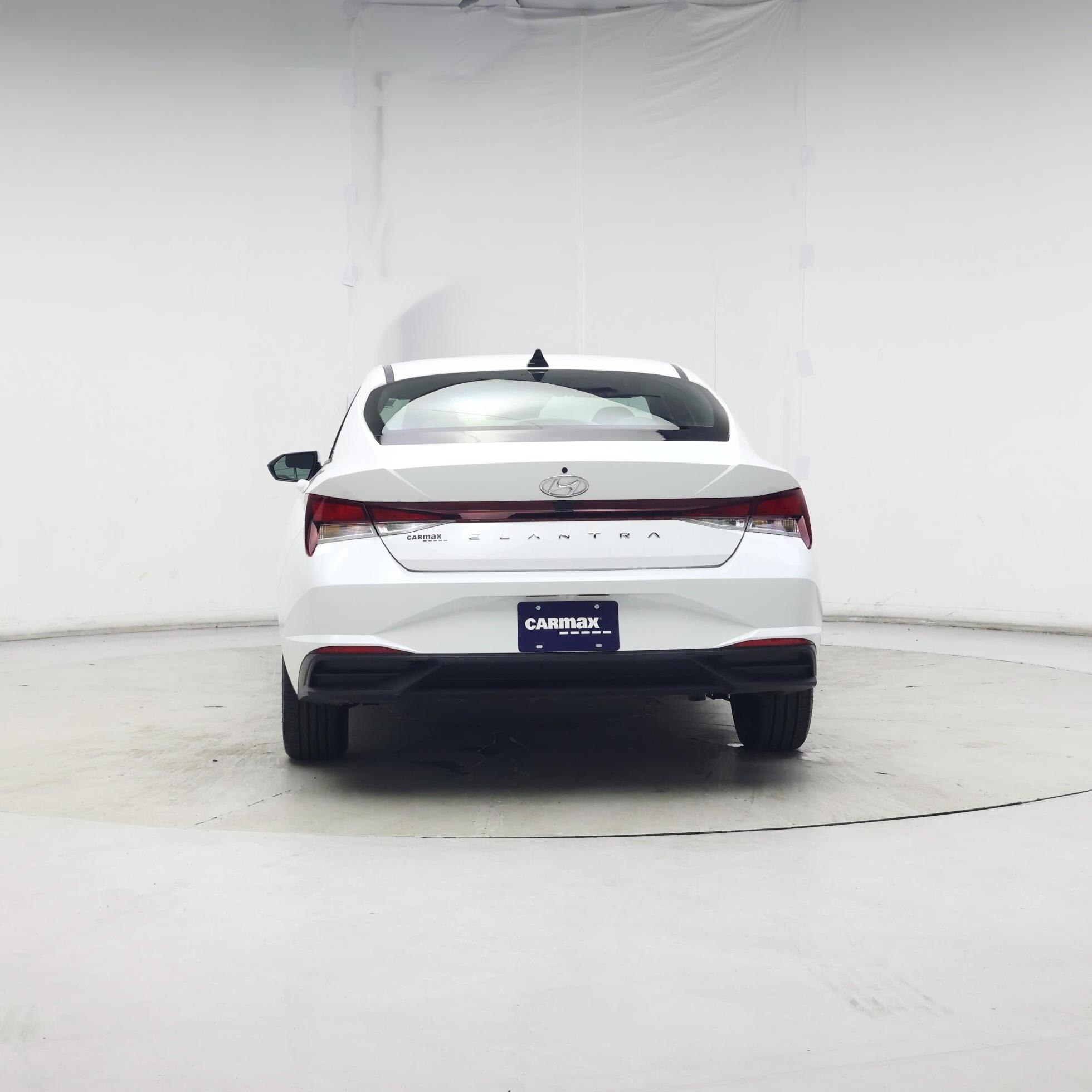 Thumbnail: 2022 Hyundai Elantra - 6