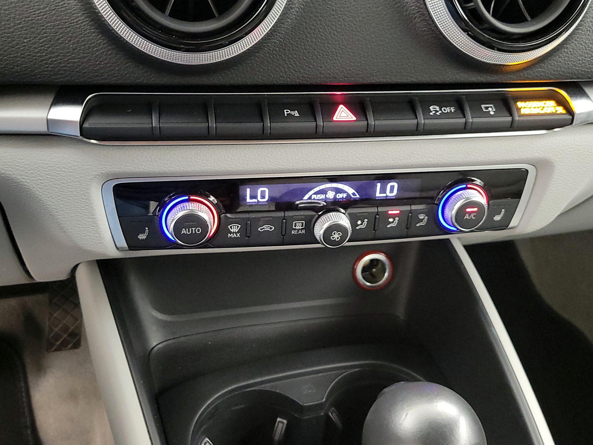Thumbnail: 2016 Audi A3 - 16