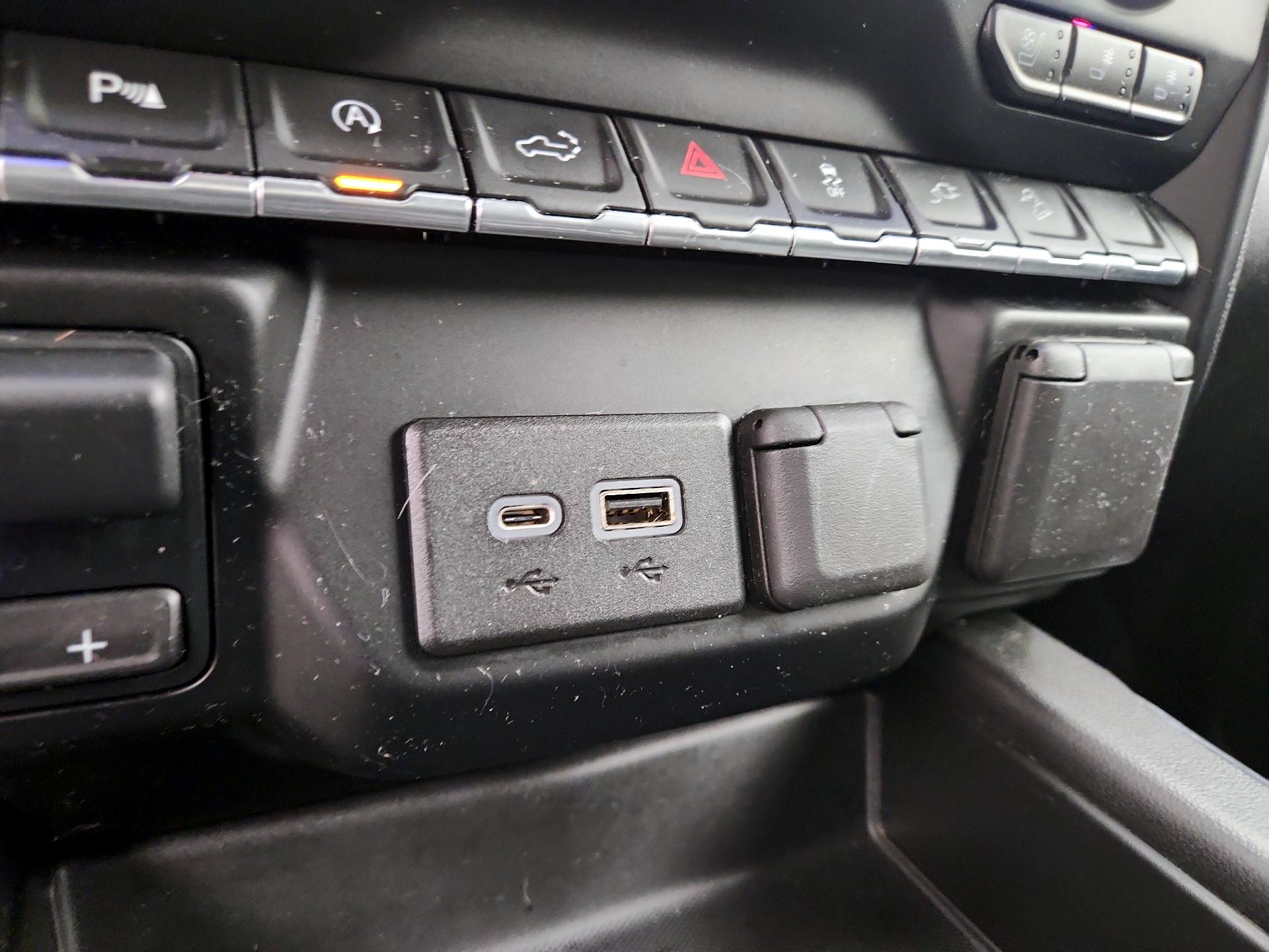 Thumbnail: 2020 Chevrolet Silverado 1500 - 18