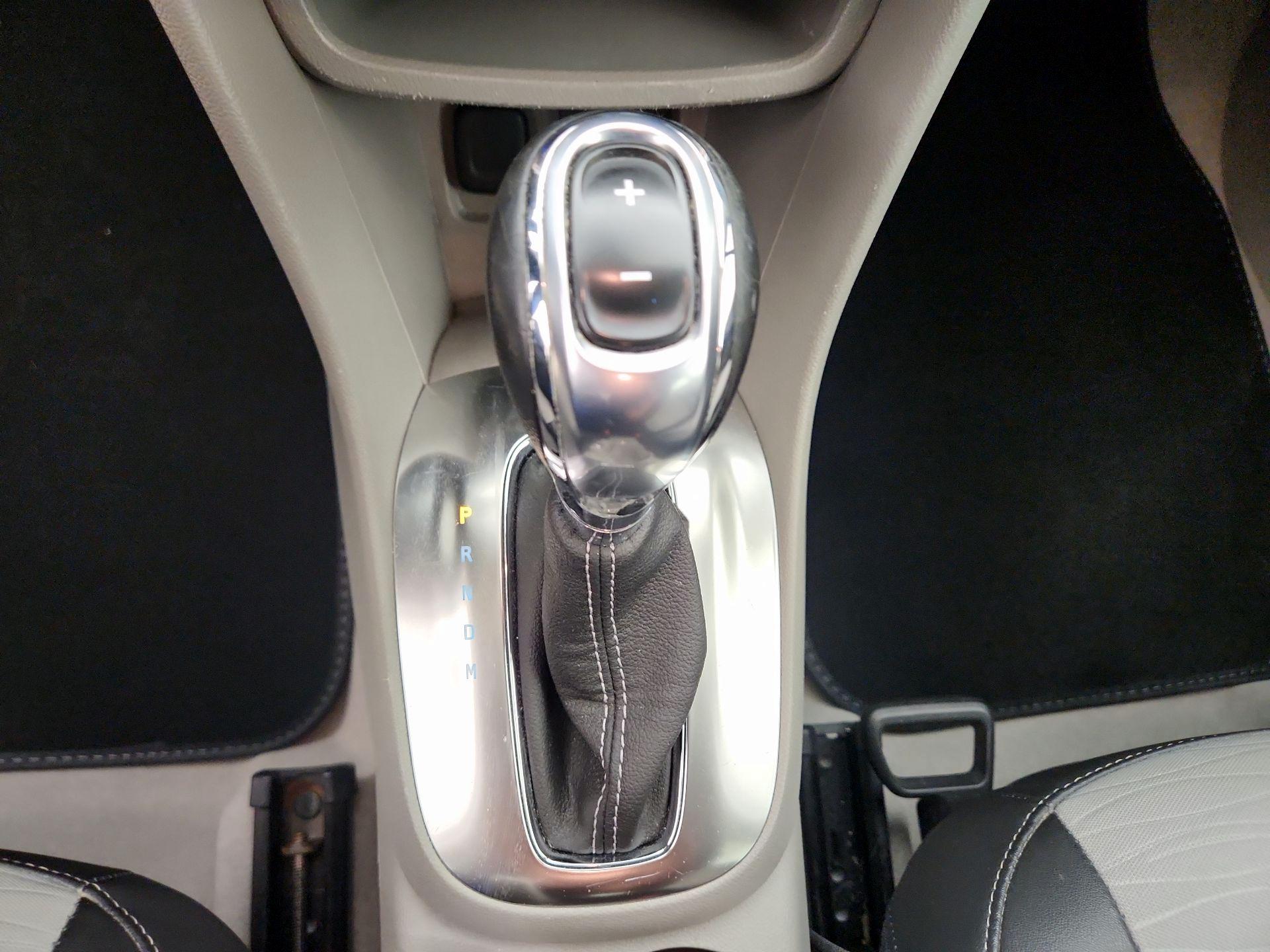 Thumbnail: 2016 Buick Encore - 17