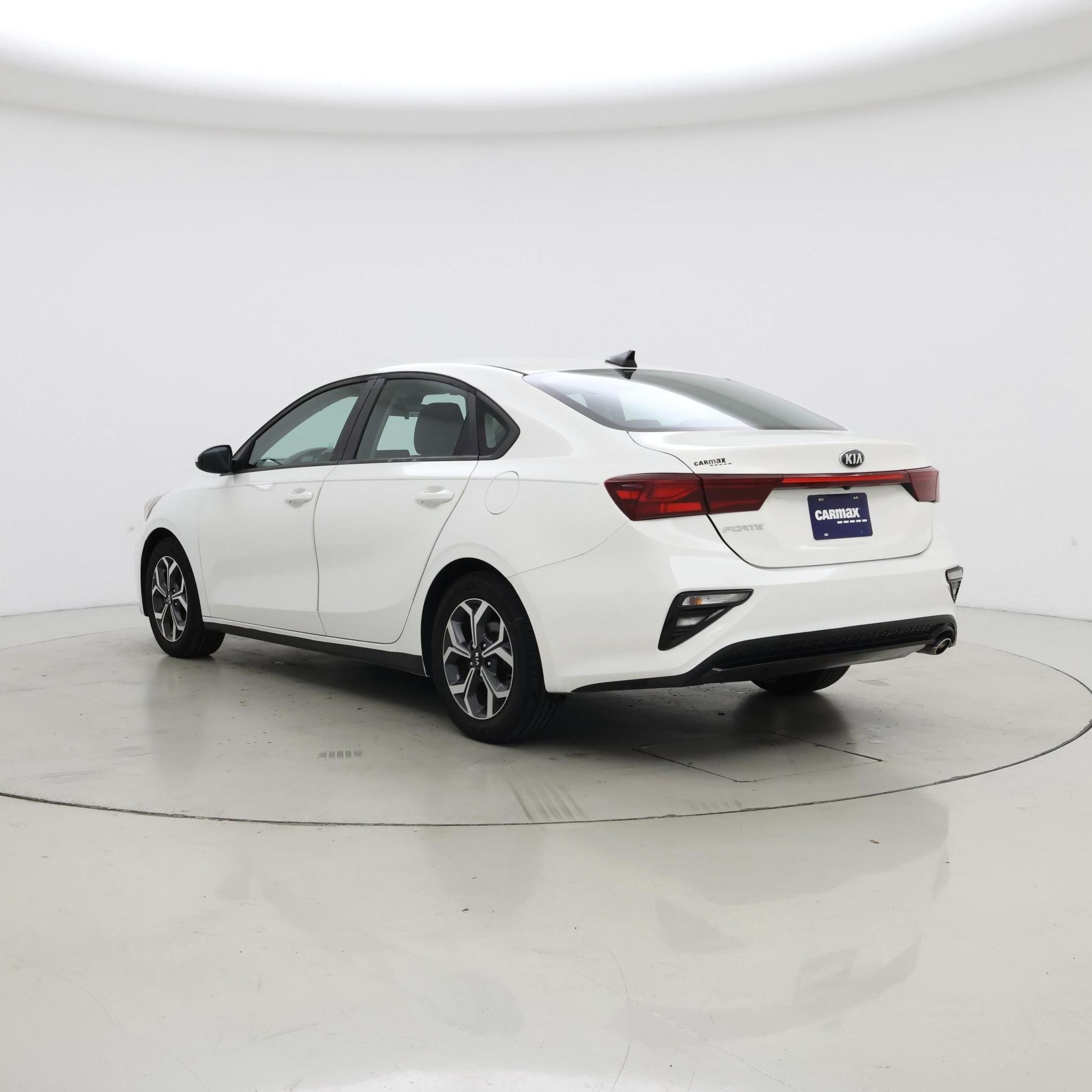 Thumbnail: 2019 Kia Forte - 2