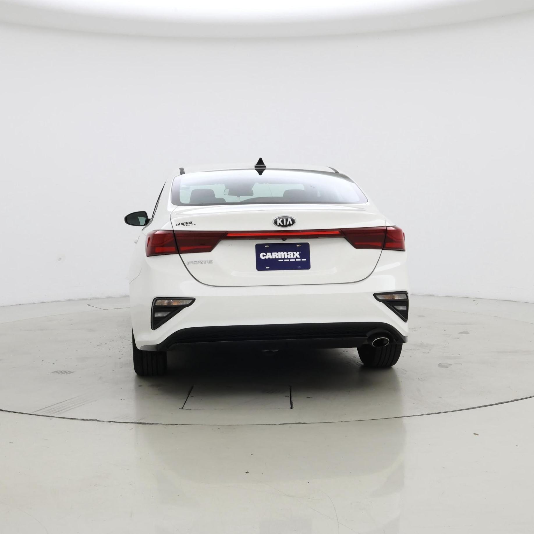 Thumbnail: 2019 Kia Forte - 6