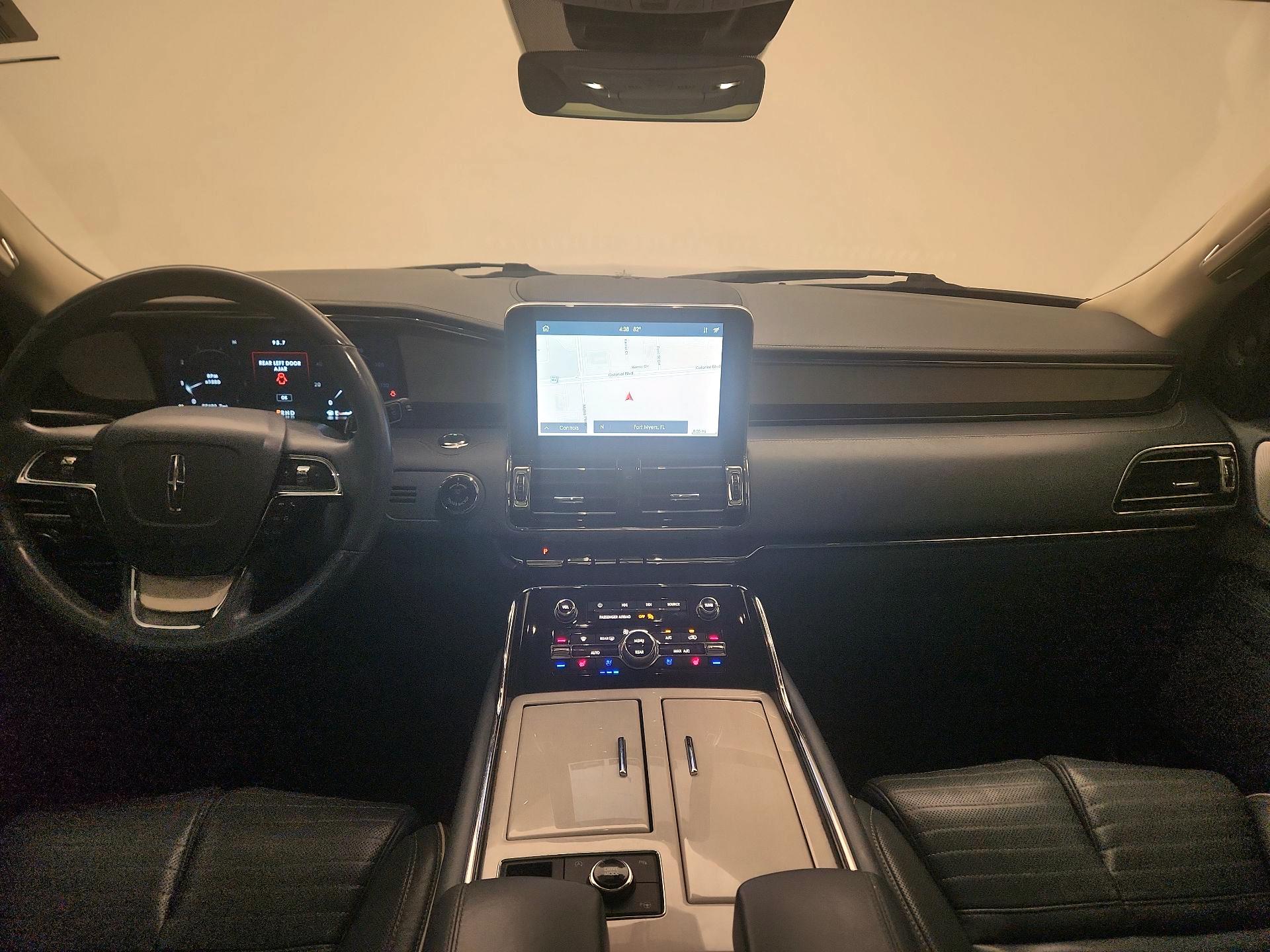 Thumbnail: 2020 Lincoln Navigator - 9