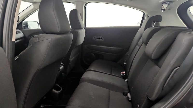 2017 Honda HR-V LX 19