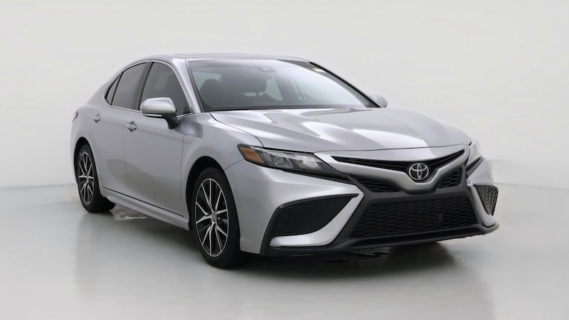 2024 Toyota Camry SE Hero Image