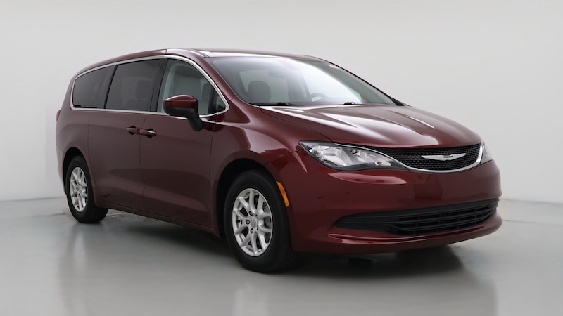 2017 Chrysler Pacifica Touring Hero Image