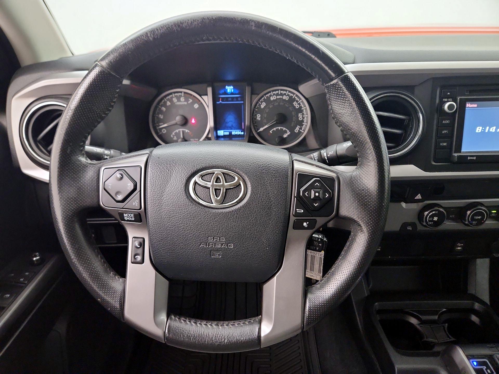 Thumbnail: 2017 Toyota Tacoma - 10