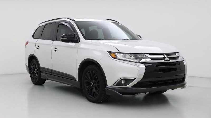 2018 Mitsubishi Outlander LE Hero Image
