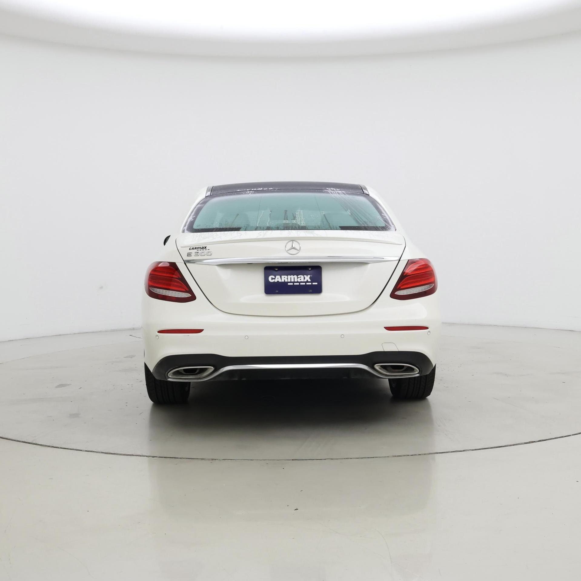 Thumbnail: 2017 Mercedes-Benz E-Class - 6