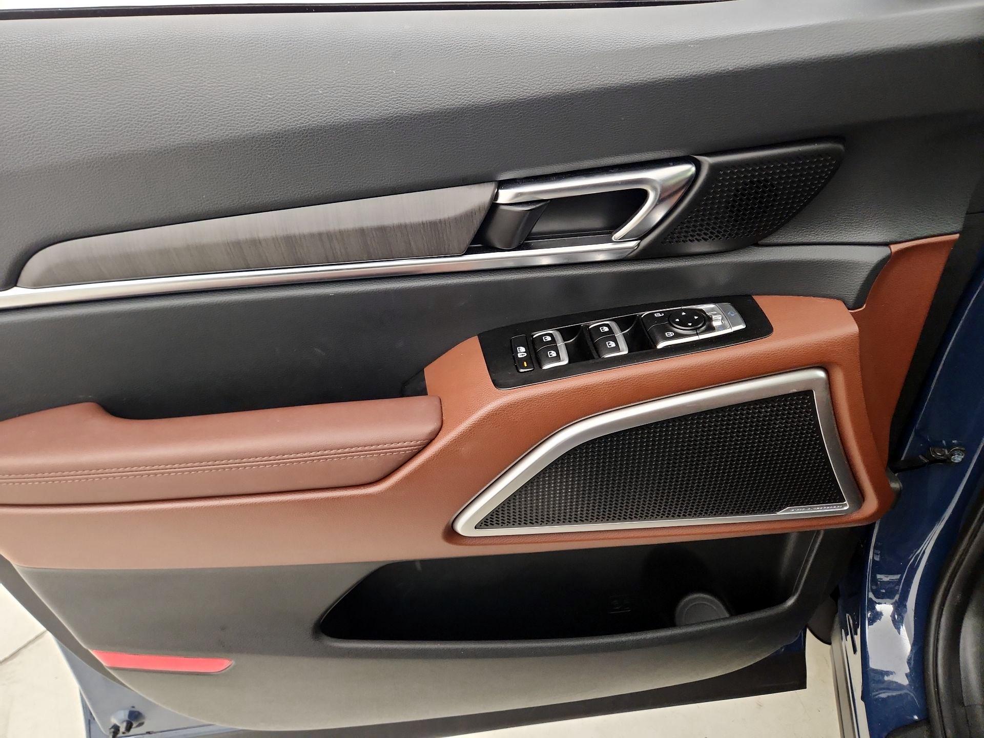 Thumbnail: 2024 Kia Telluride - 12