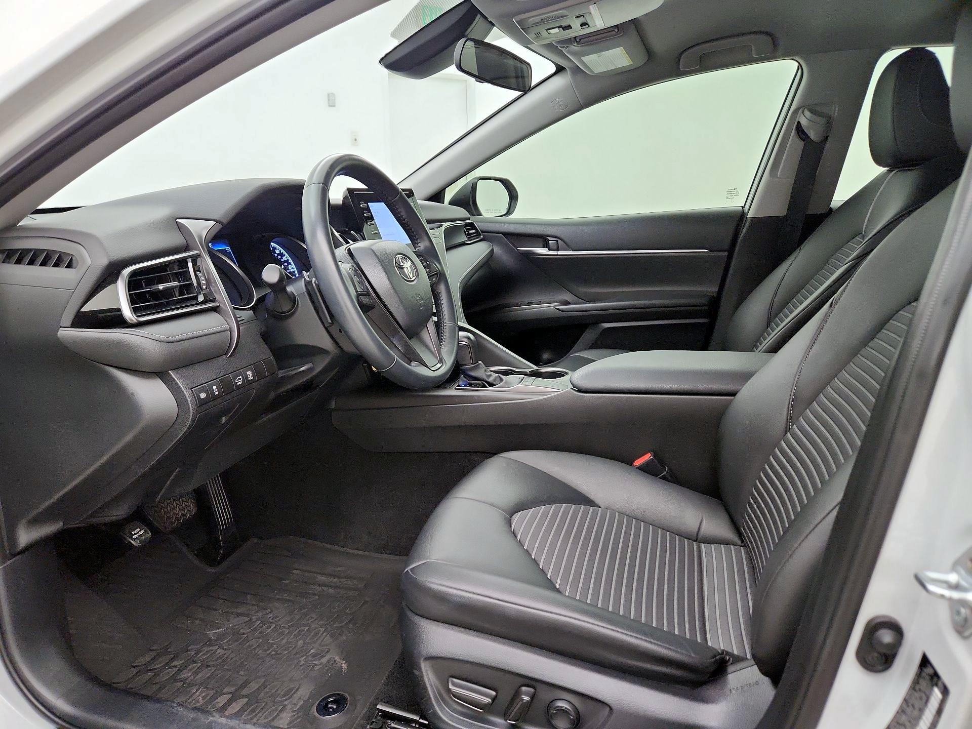 Thumbnail: 2023 Toyota Camry - 11