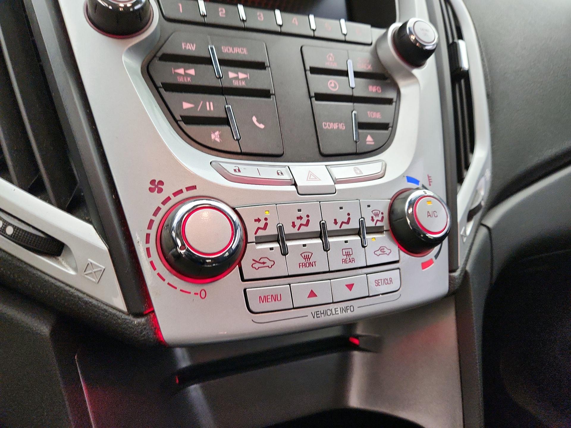 Thumbnail: 2015 GMC Terrain - 15