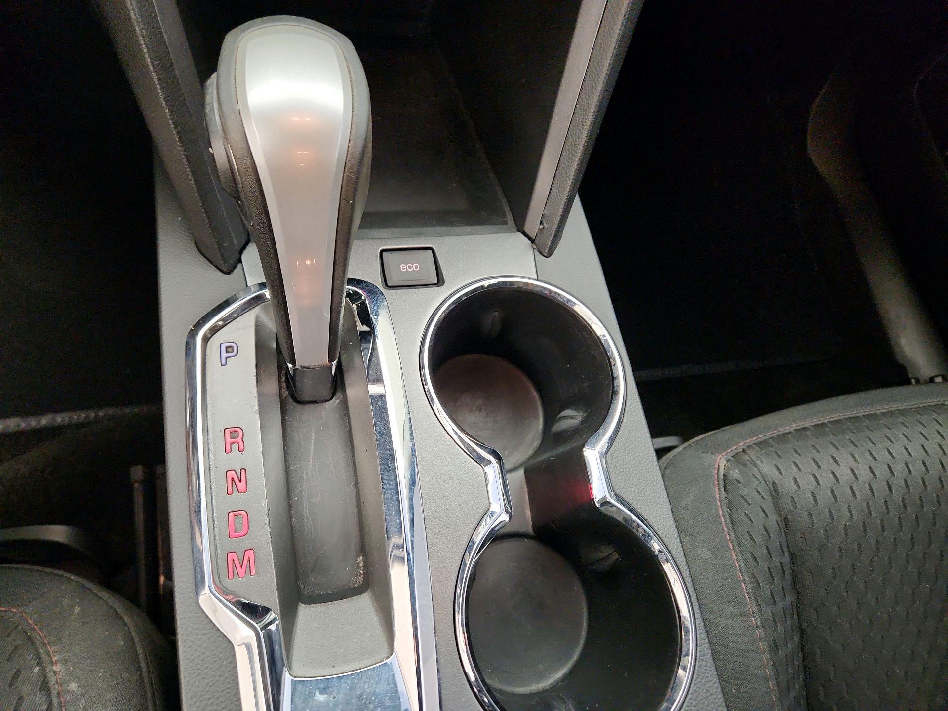 Thumbnail: 2015 GMC Terrain - 16