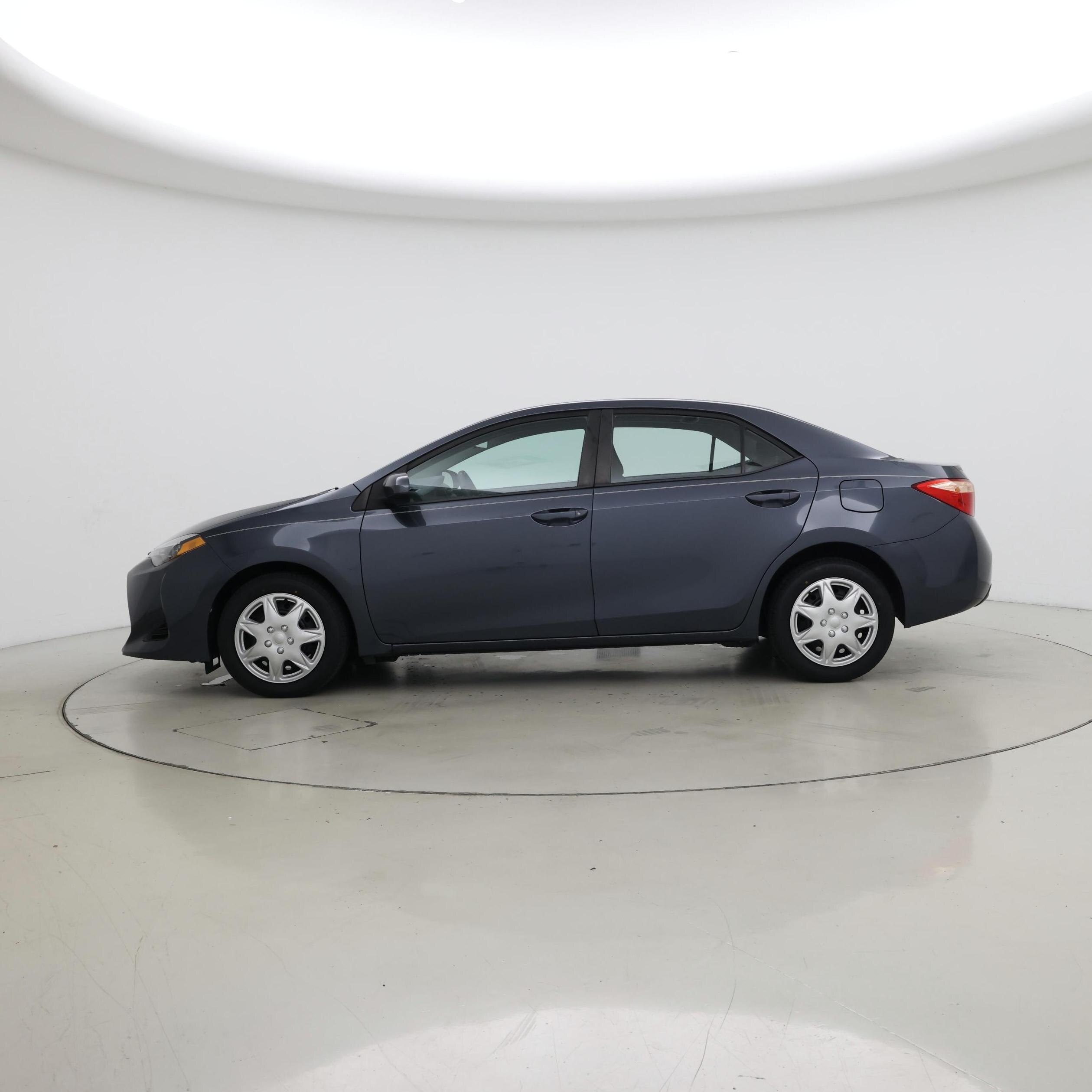 Thumbnail: 2019 Toyota Corolla - 3