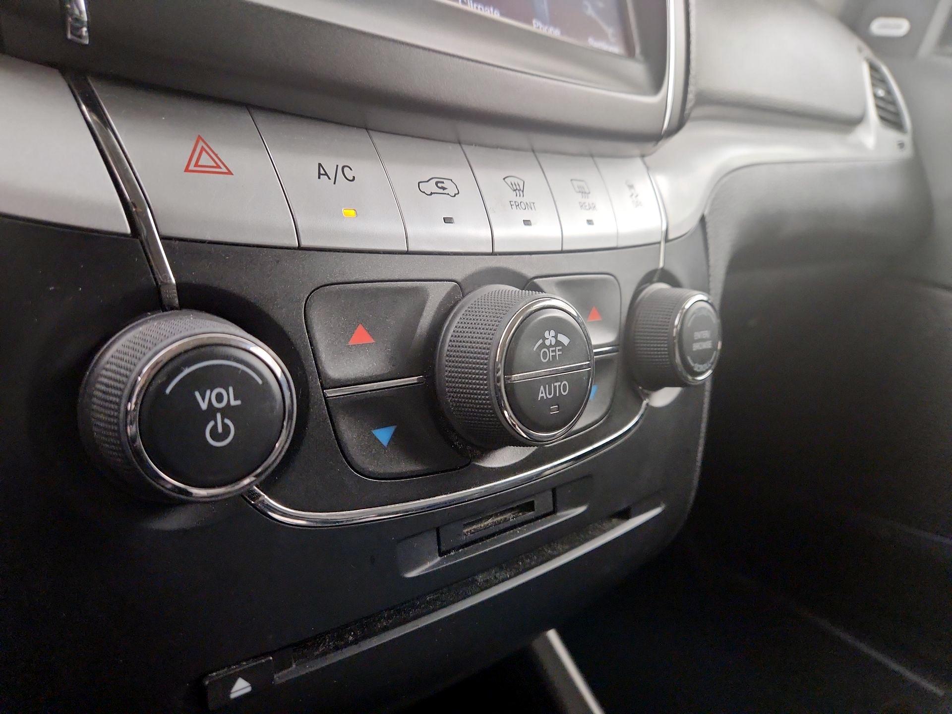 Thumbnail: 2019 Dodge Journey - 16