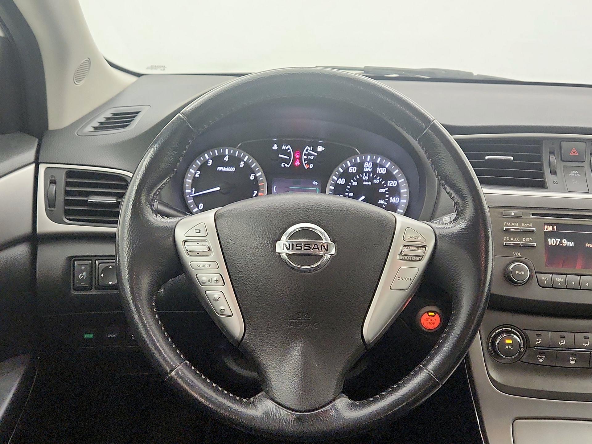 Thumbnail: 2013 Nissan Sentra - 10