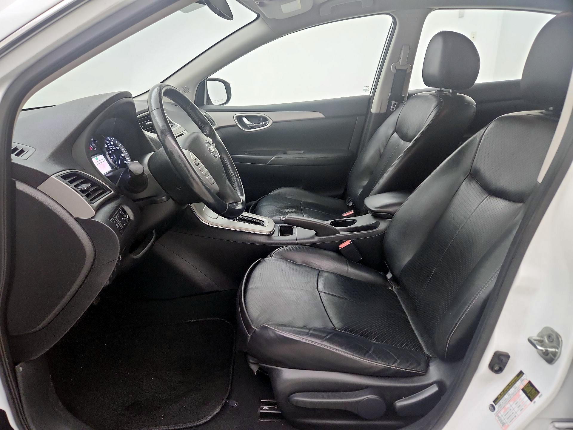 Thumbnail: 2013 Nissan Sentra - 11