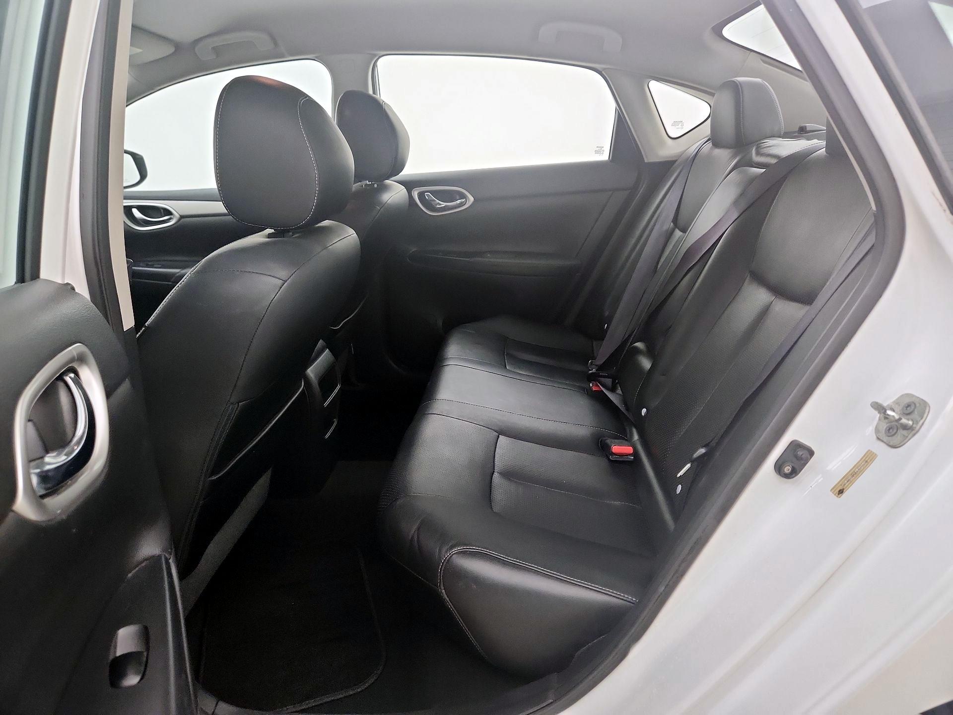 Thumbnail: 2013 Nissan Sentra - 17