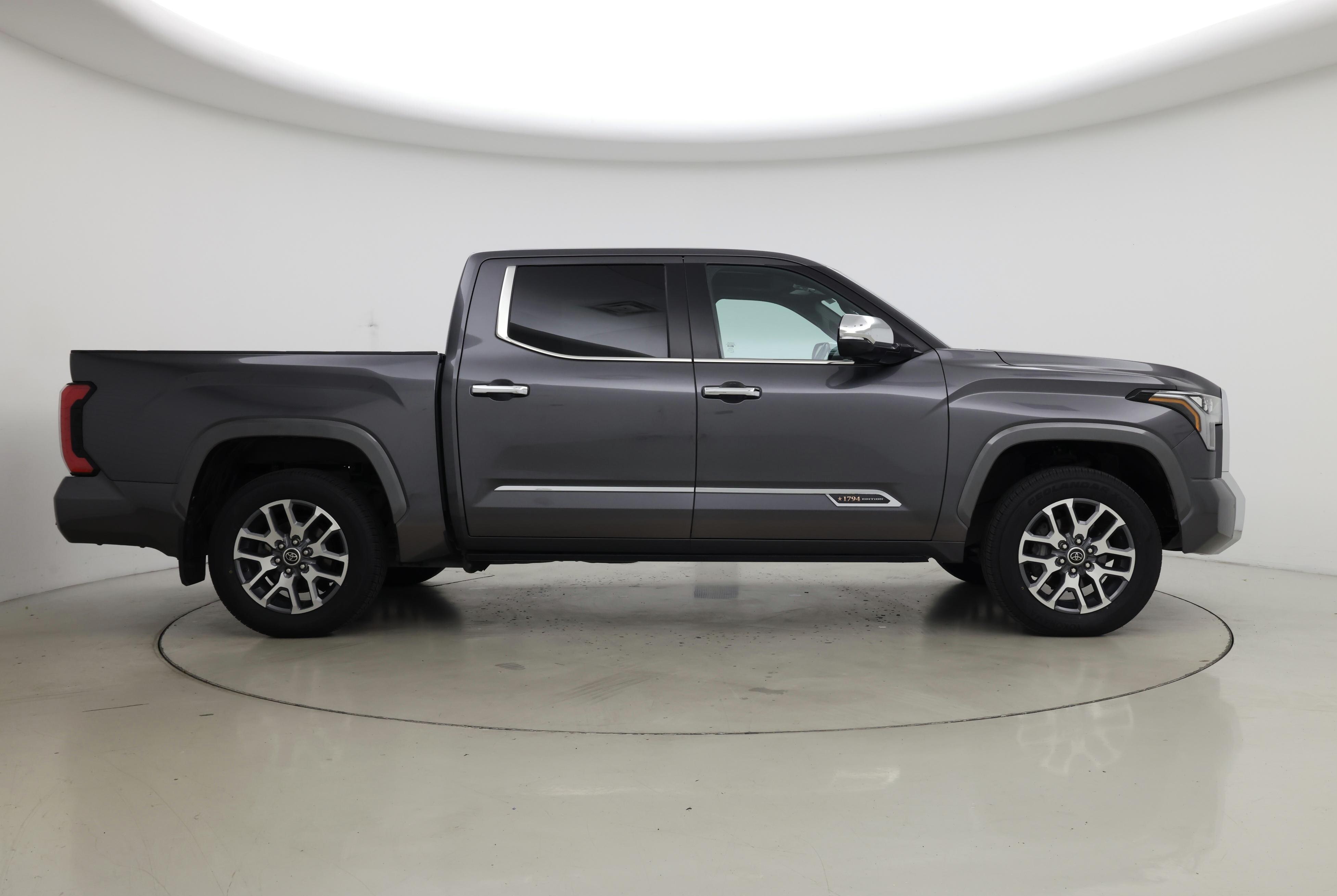 Thumbnail: 2024 Toyota Tundra - 7