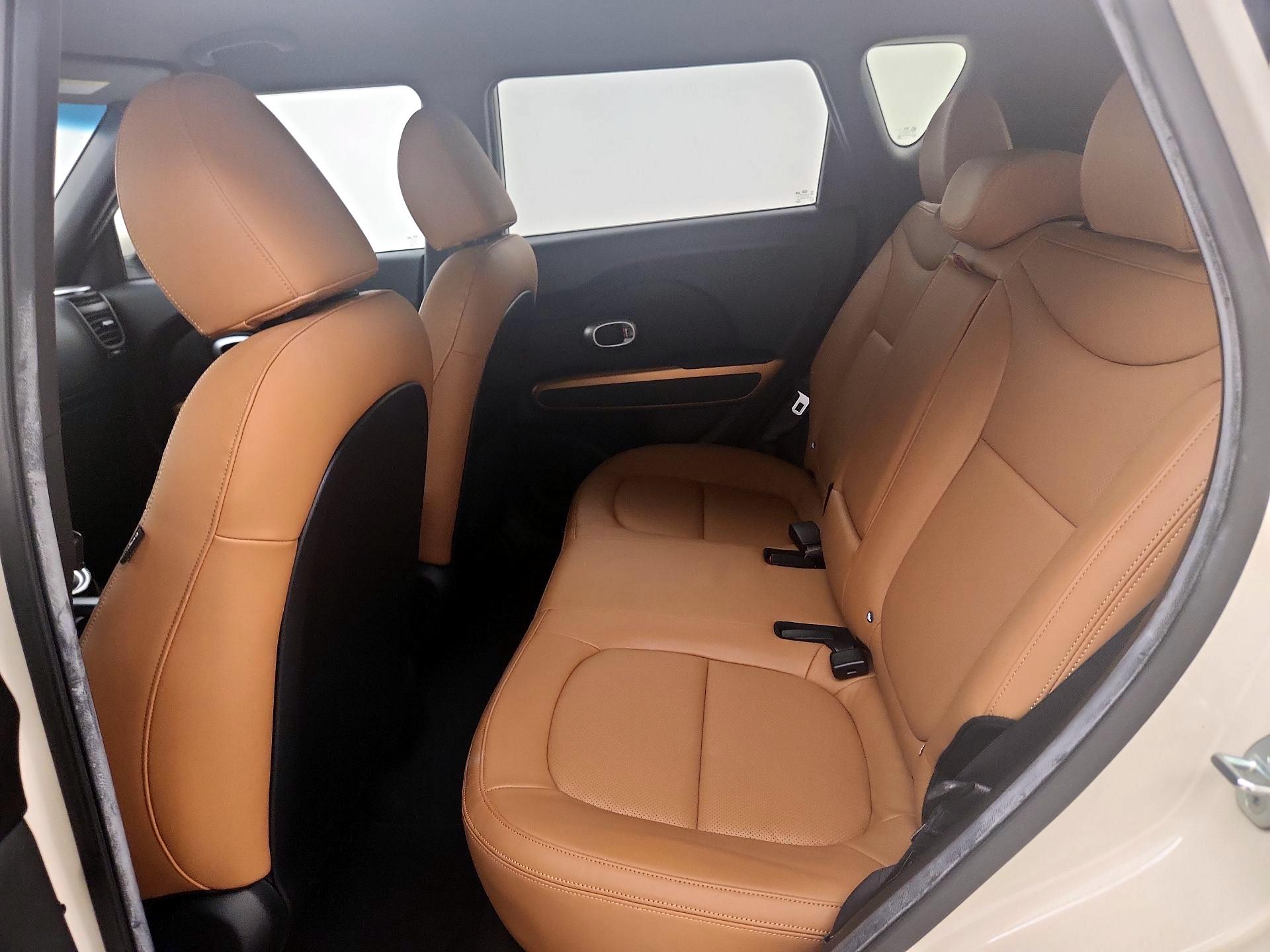 Thumbnail: 2015 Kia Soul - 19