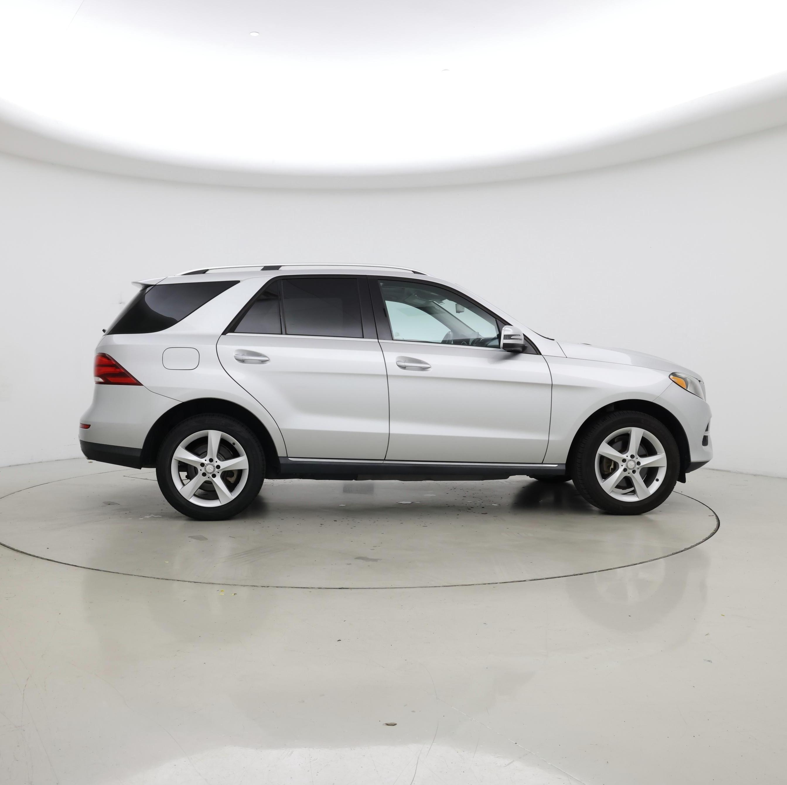 Thumbnail: 2016 Mercedes-Benz GLE - 7