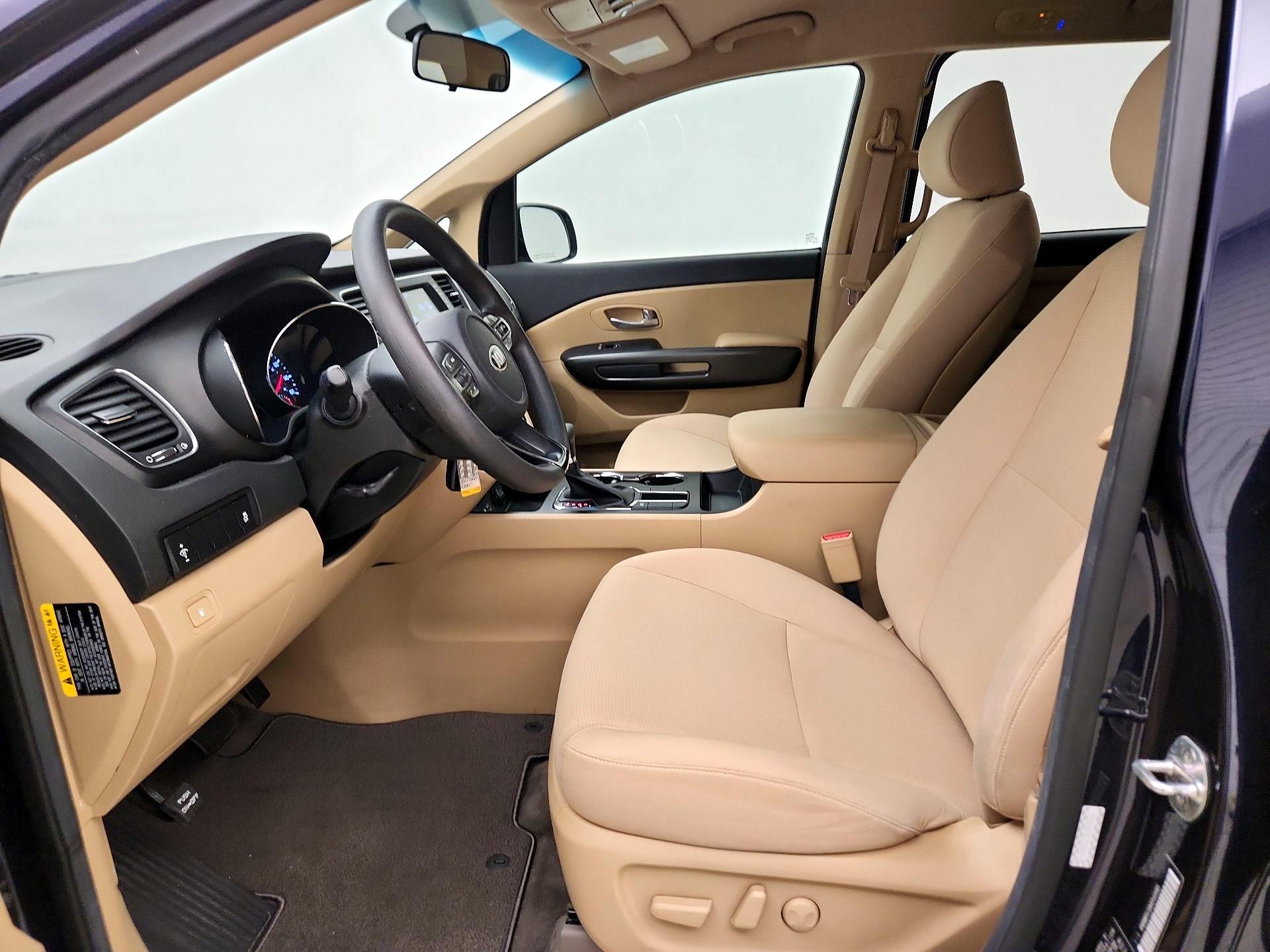 Thumbnail: 2019 Kia Sedona - 11