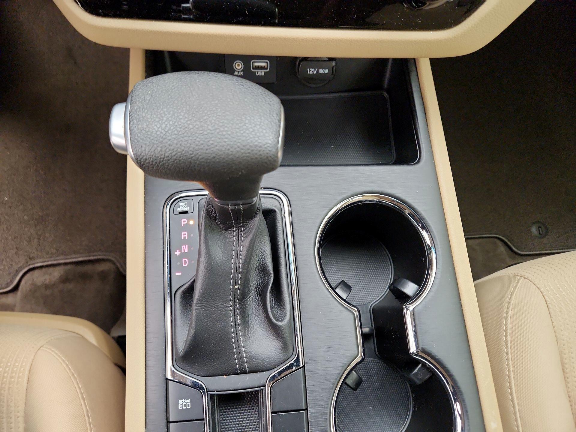 Thumbnail: 2019 Kia Sedona - 17