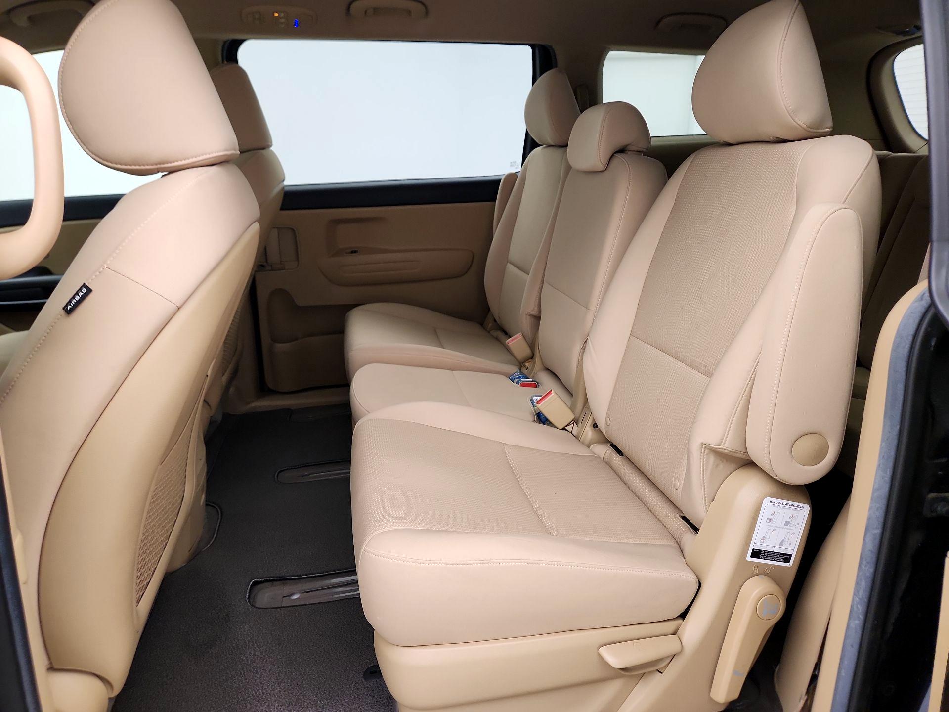 Thumbnail: 2019 Kia Sedona - 19