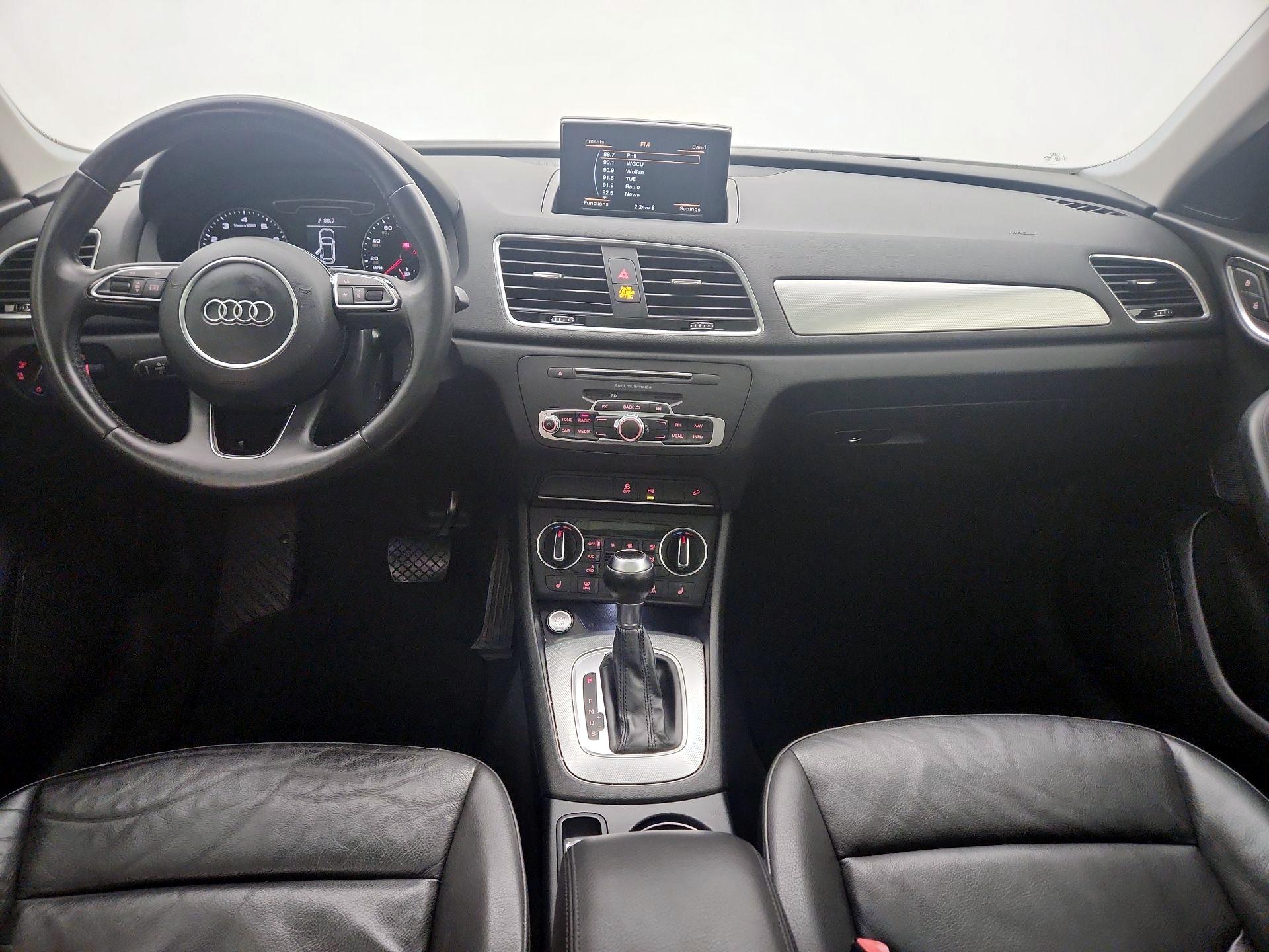 Thumbnail: 2016 Audi Q3 - 9