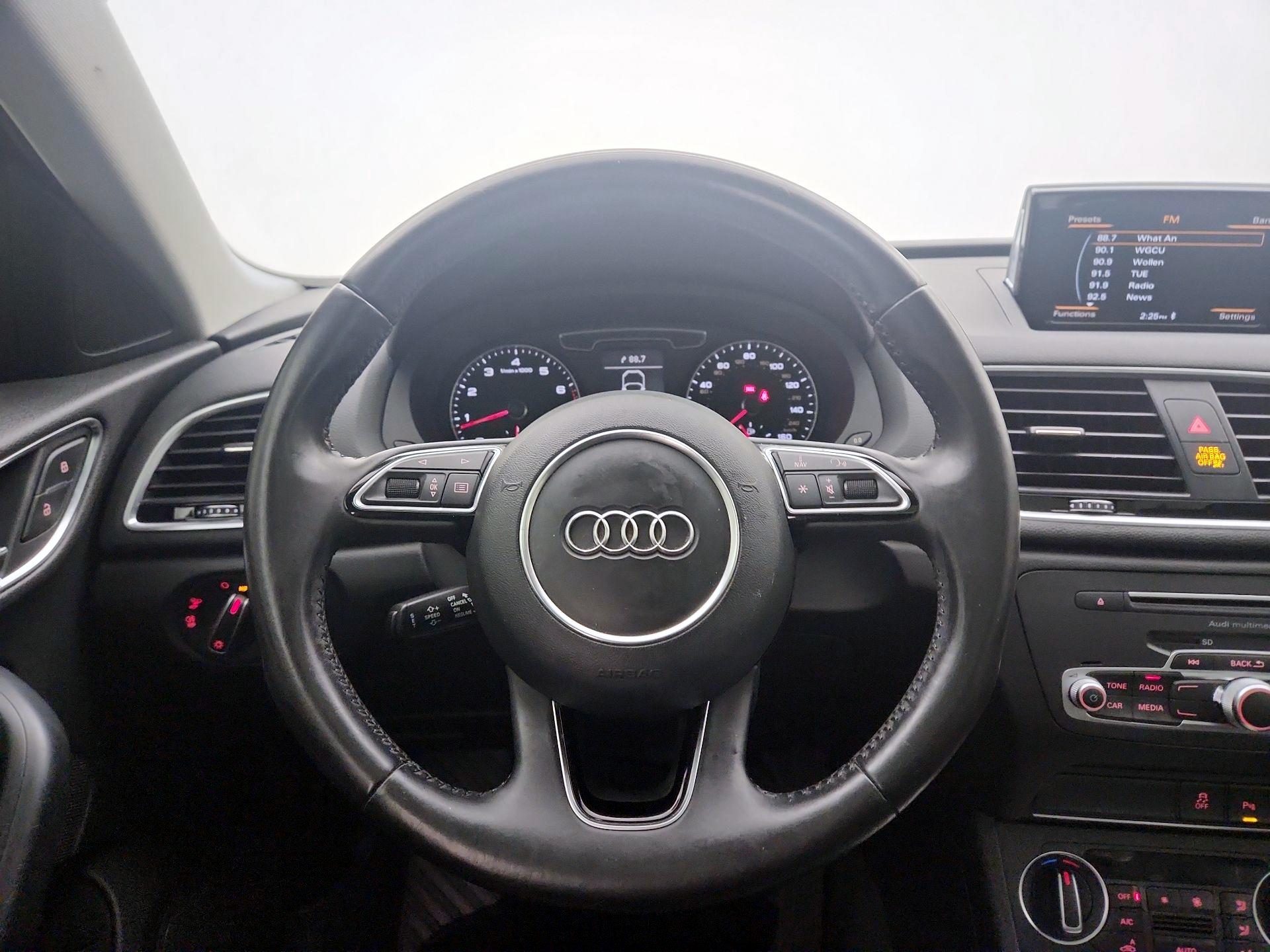 Thumbnail: 2016 Audi Q3 - 10
